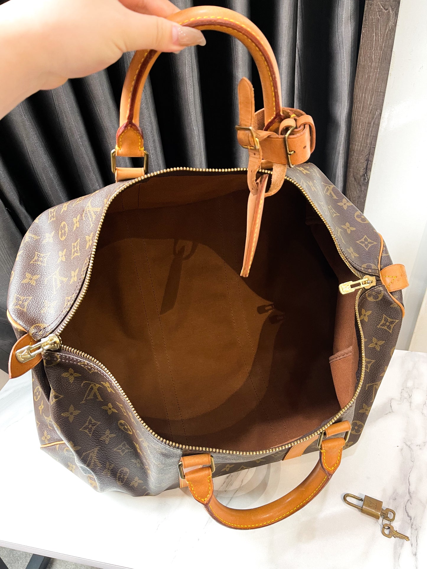LV Keepall 50