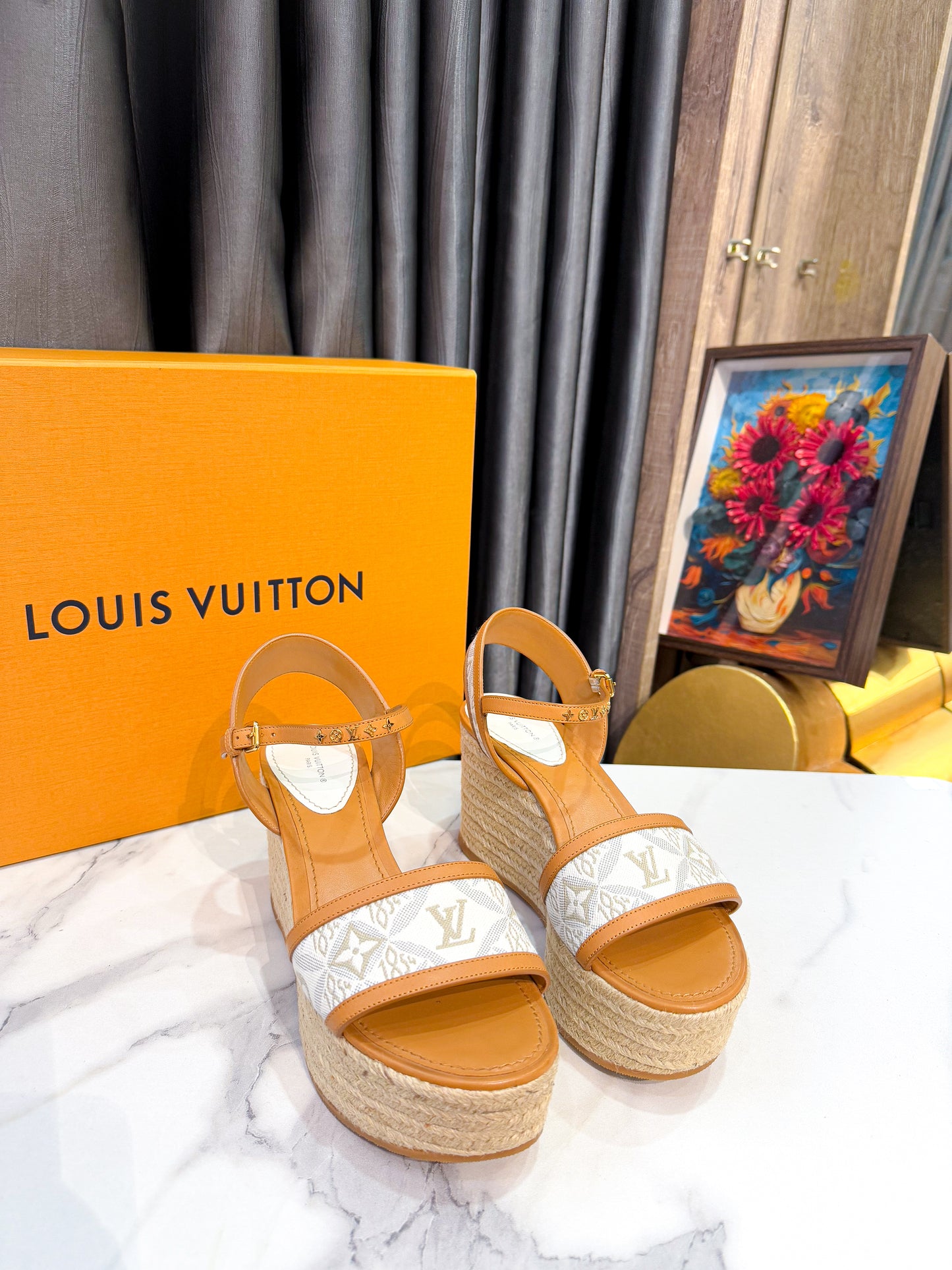 Xuồng LV Size 38.5
