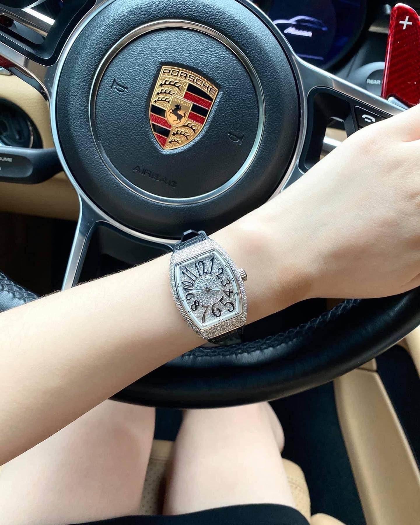 Đồng Hồ Franck Muller V32 Black Custom Diamond