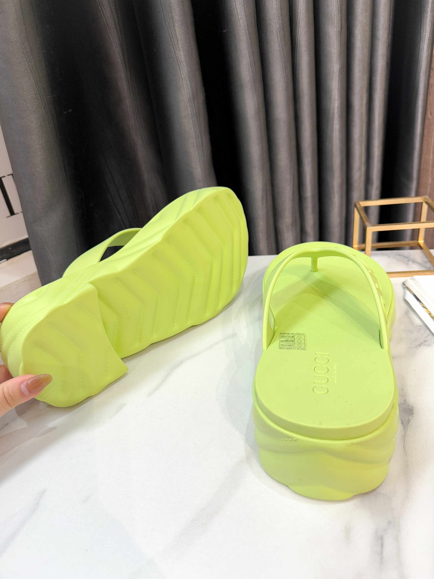 Xỏ Ngón Gucci Xanh Size 37