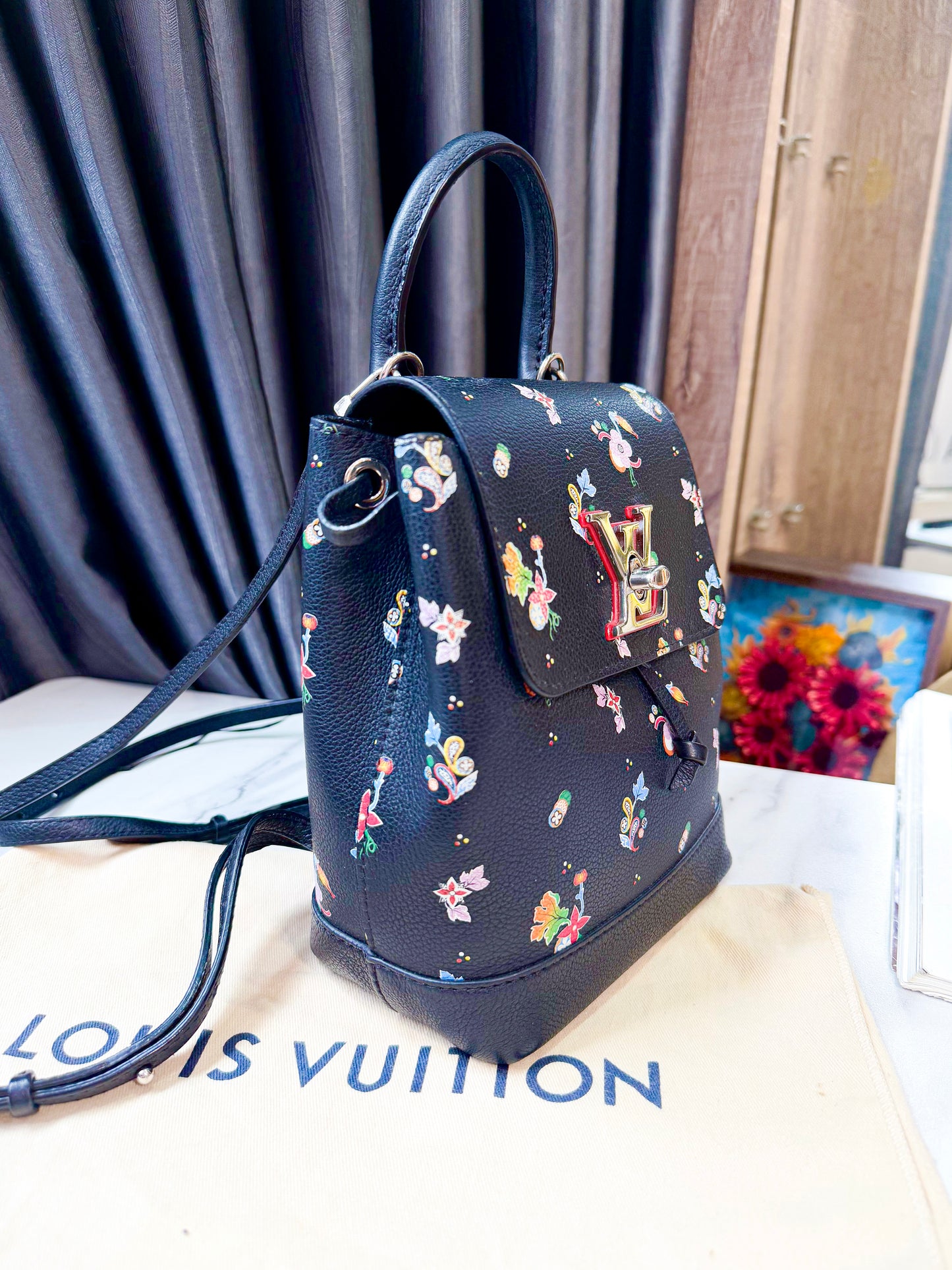A Balo LV Lockme Da Bê Limited