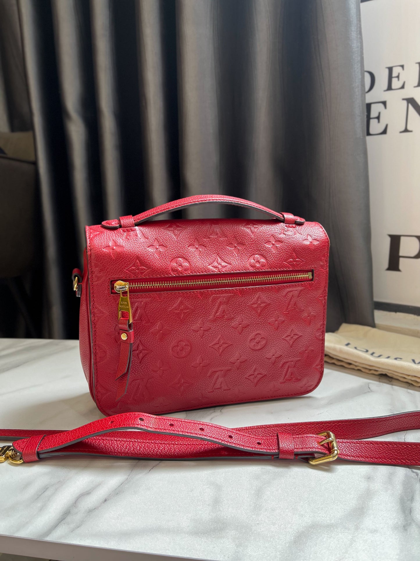 Metis Red Calfskin