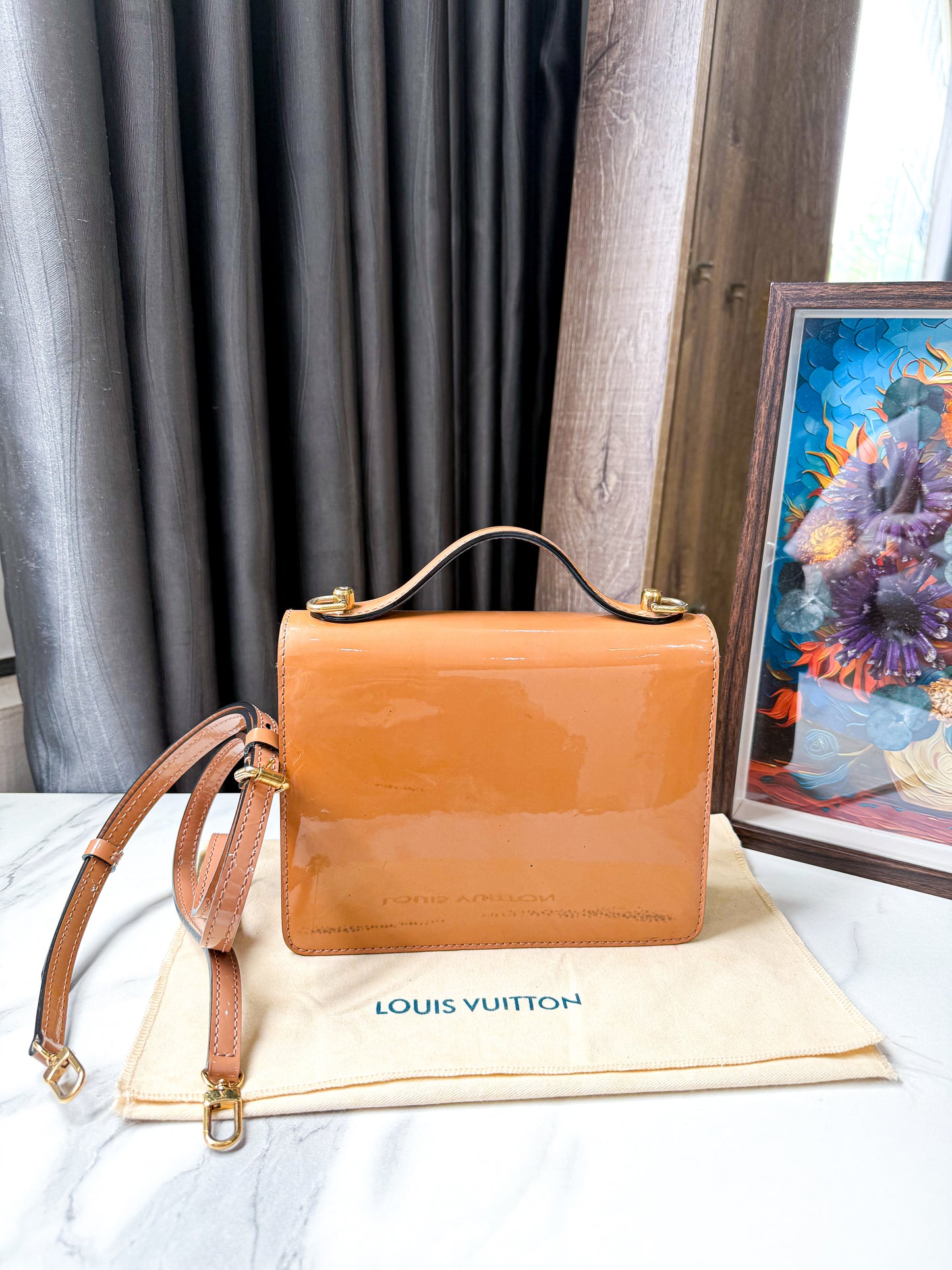 A LV Monceau Vernis BB