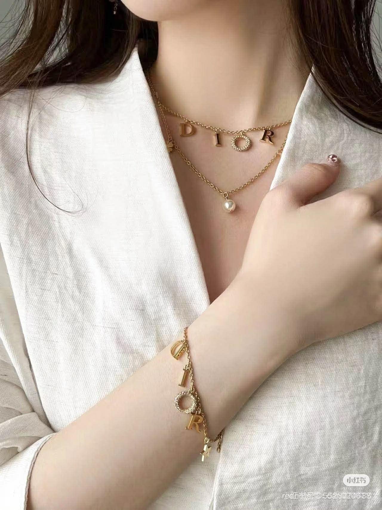 Vòng Cổ Dior D61