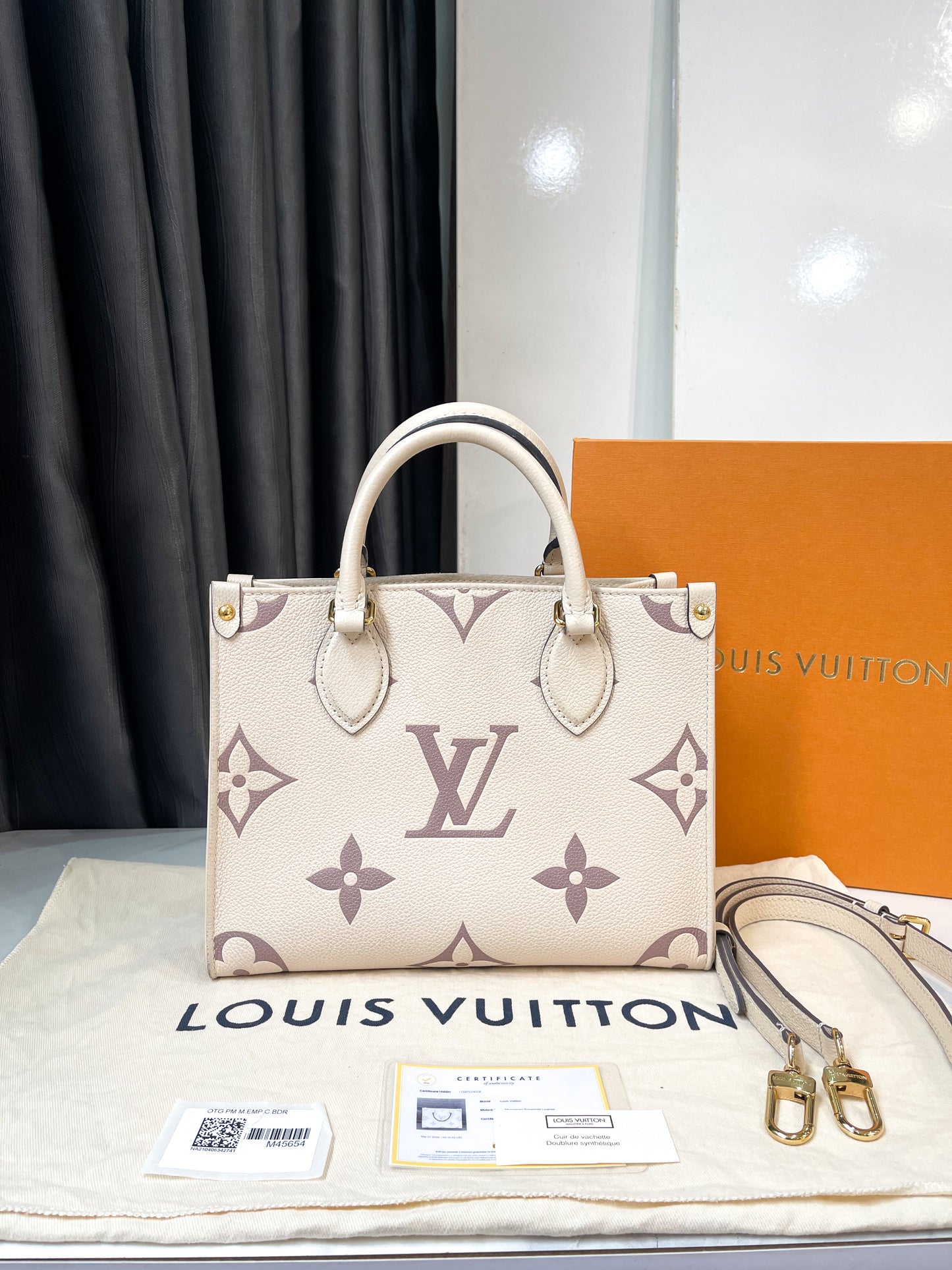 LV On The Go PM Da Bê