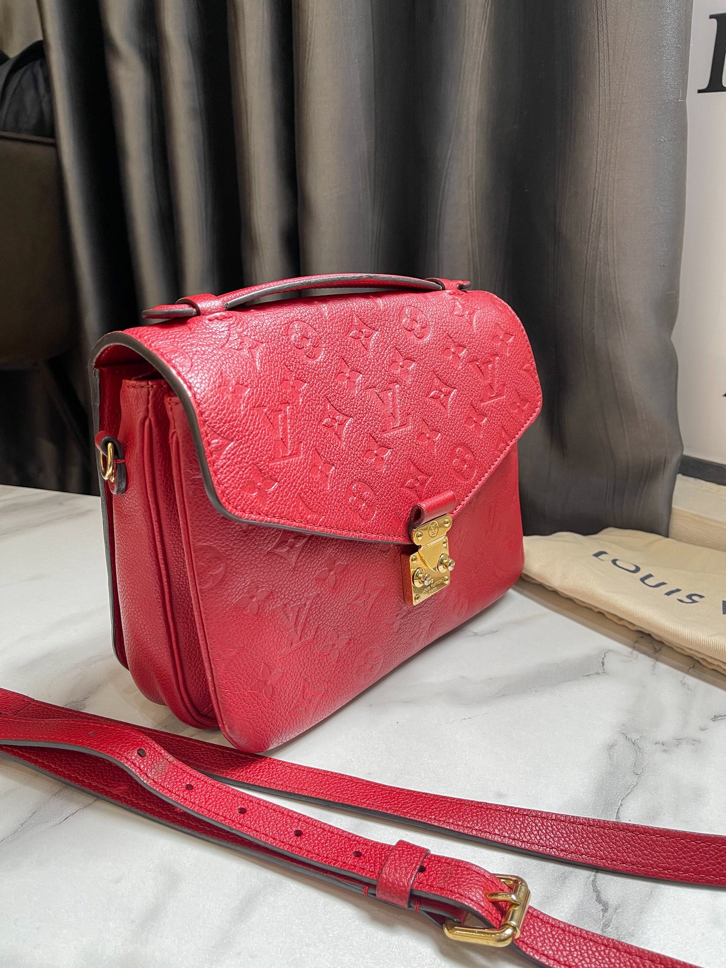 Metis Red Calfskin