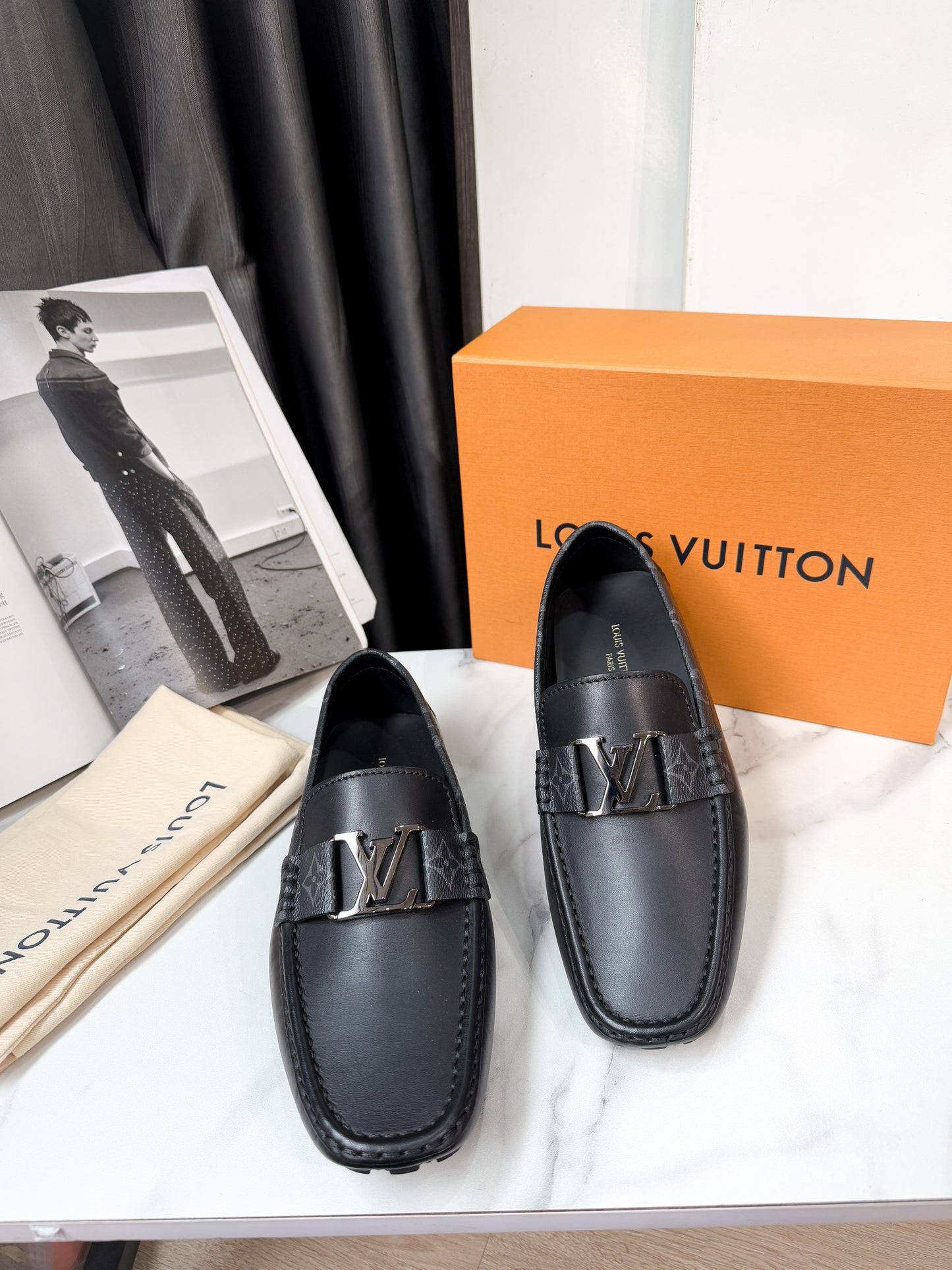 Giày Moca LV Size 6.5-7