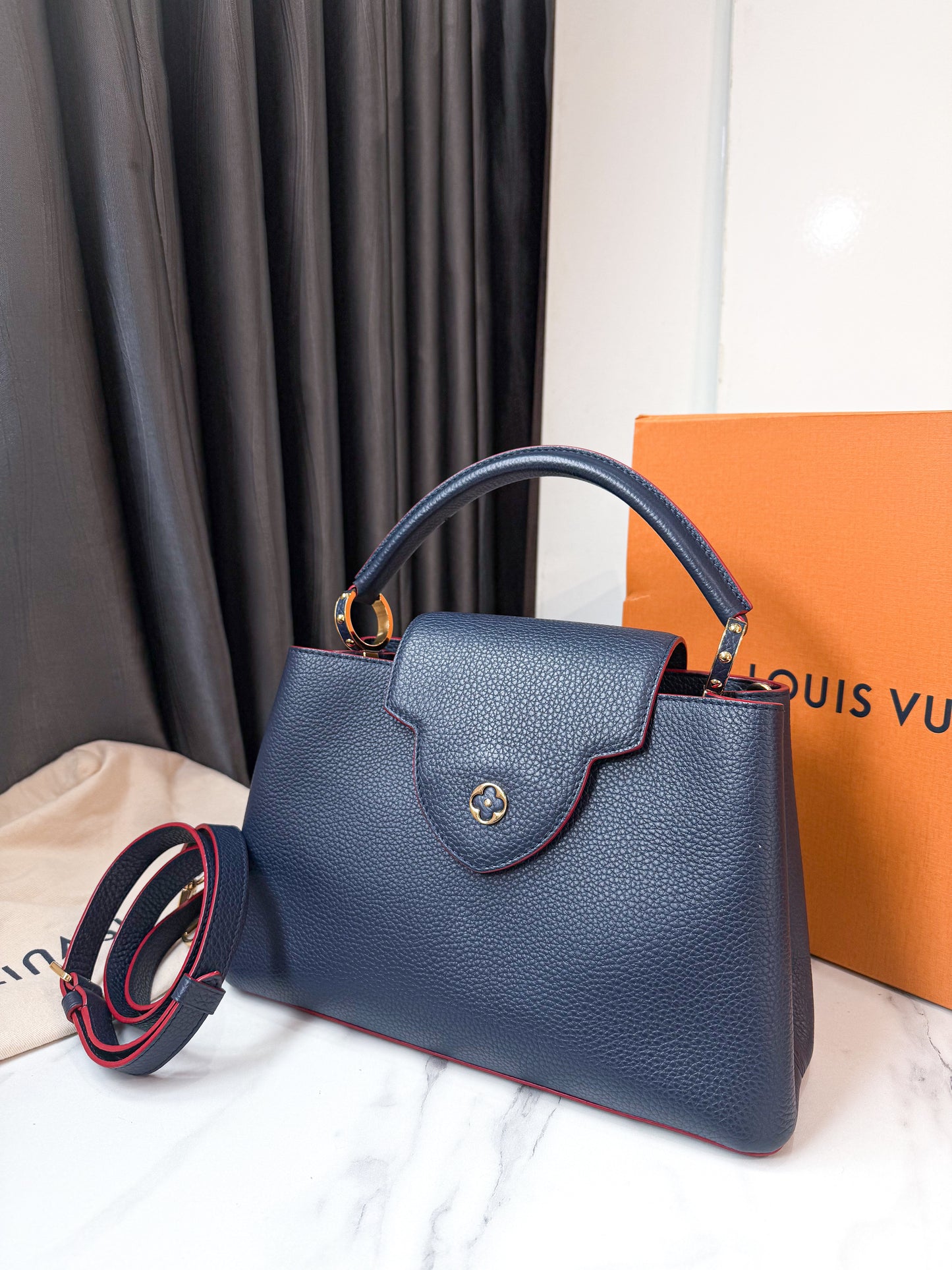 A LV Capucines PM