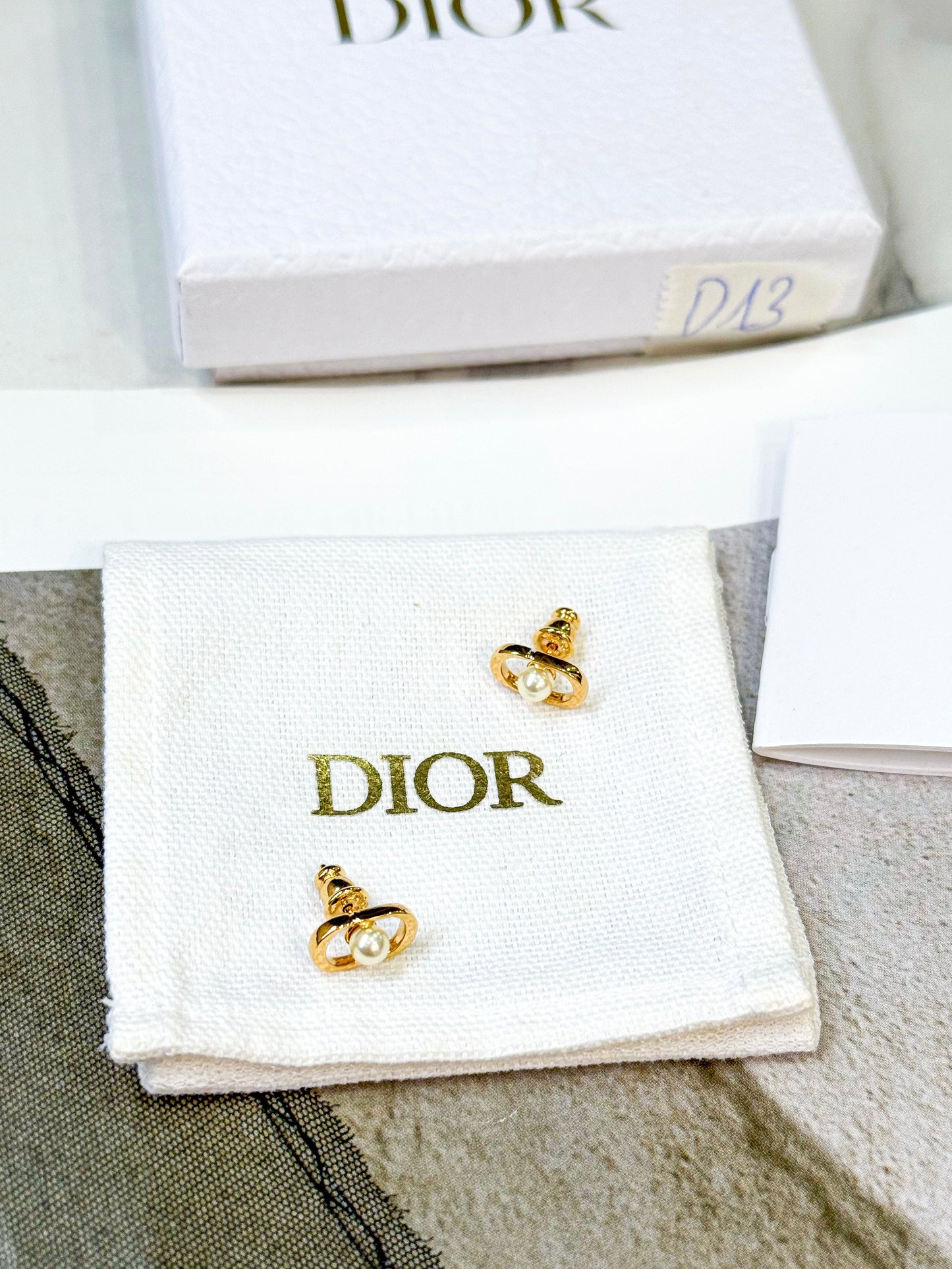 Khuyên Tai Dior New D13