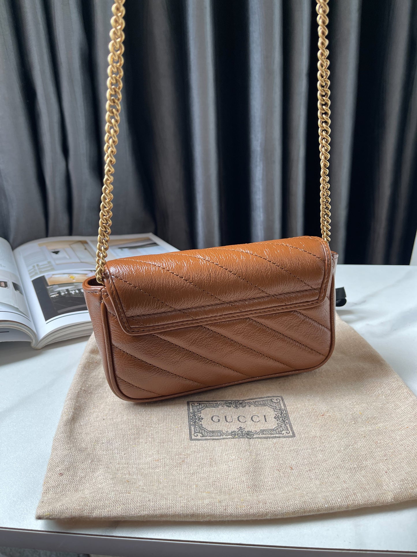 A Gucci Marmont 17 New
