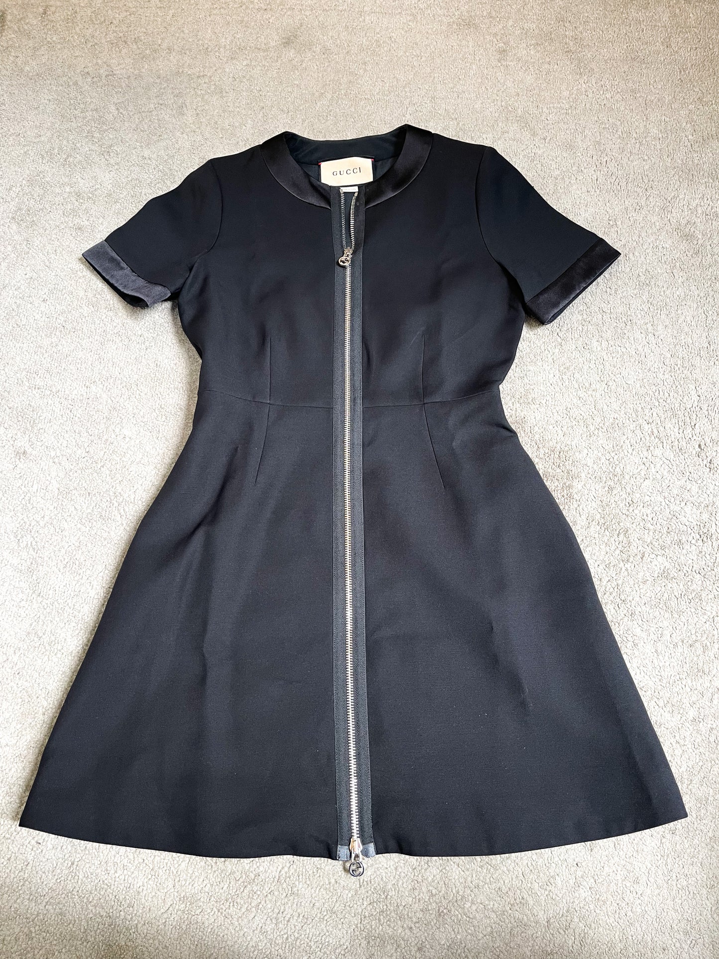 Đầm Gucci Khoá Dọc