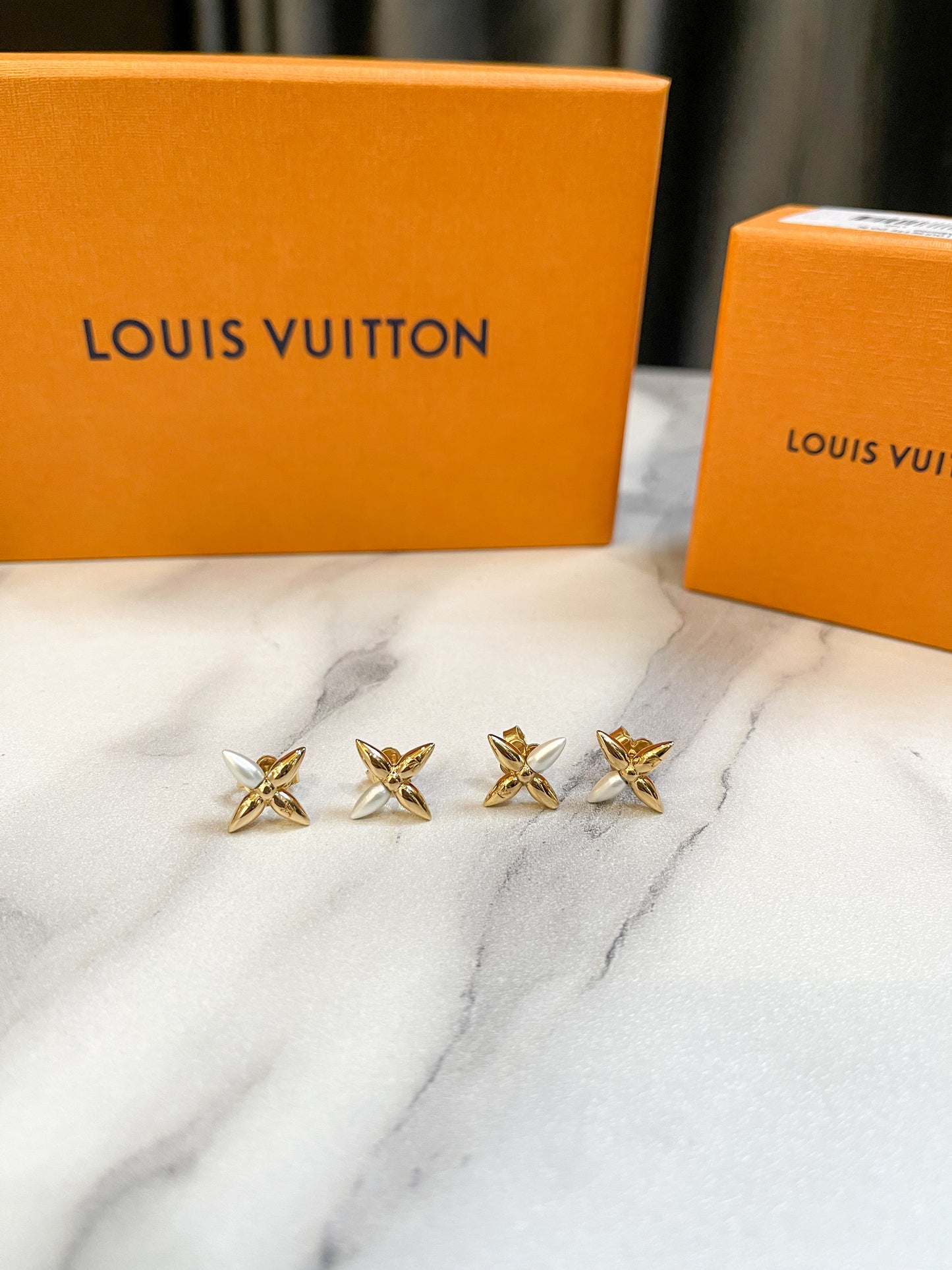 LV New Earrings