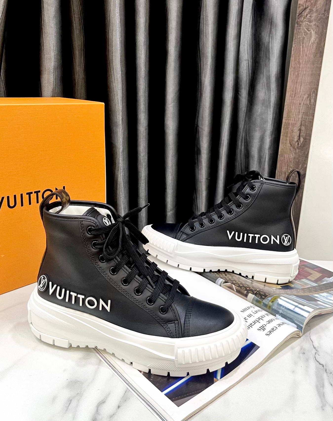 LV Trainer Boots