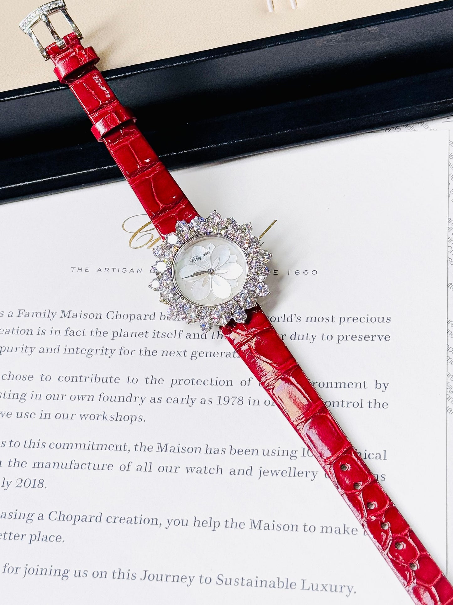 Đồng Hồ Chopard L'Heure du Diamant 13A379-5000