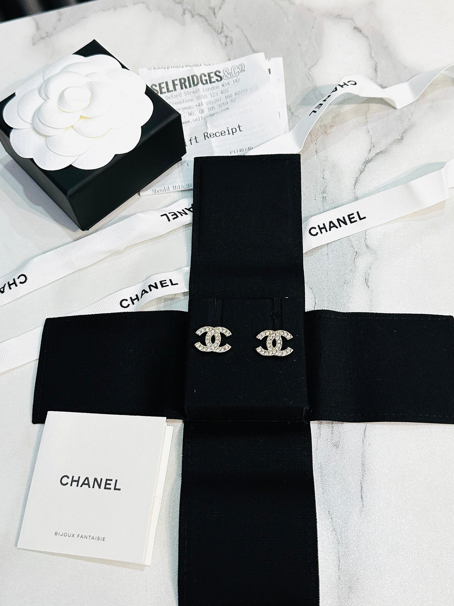 Khuyên Tai Chanel New