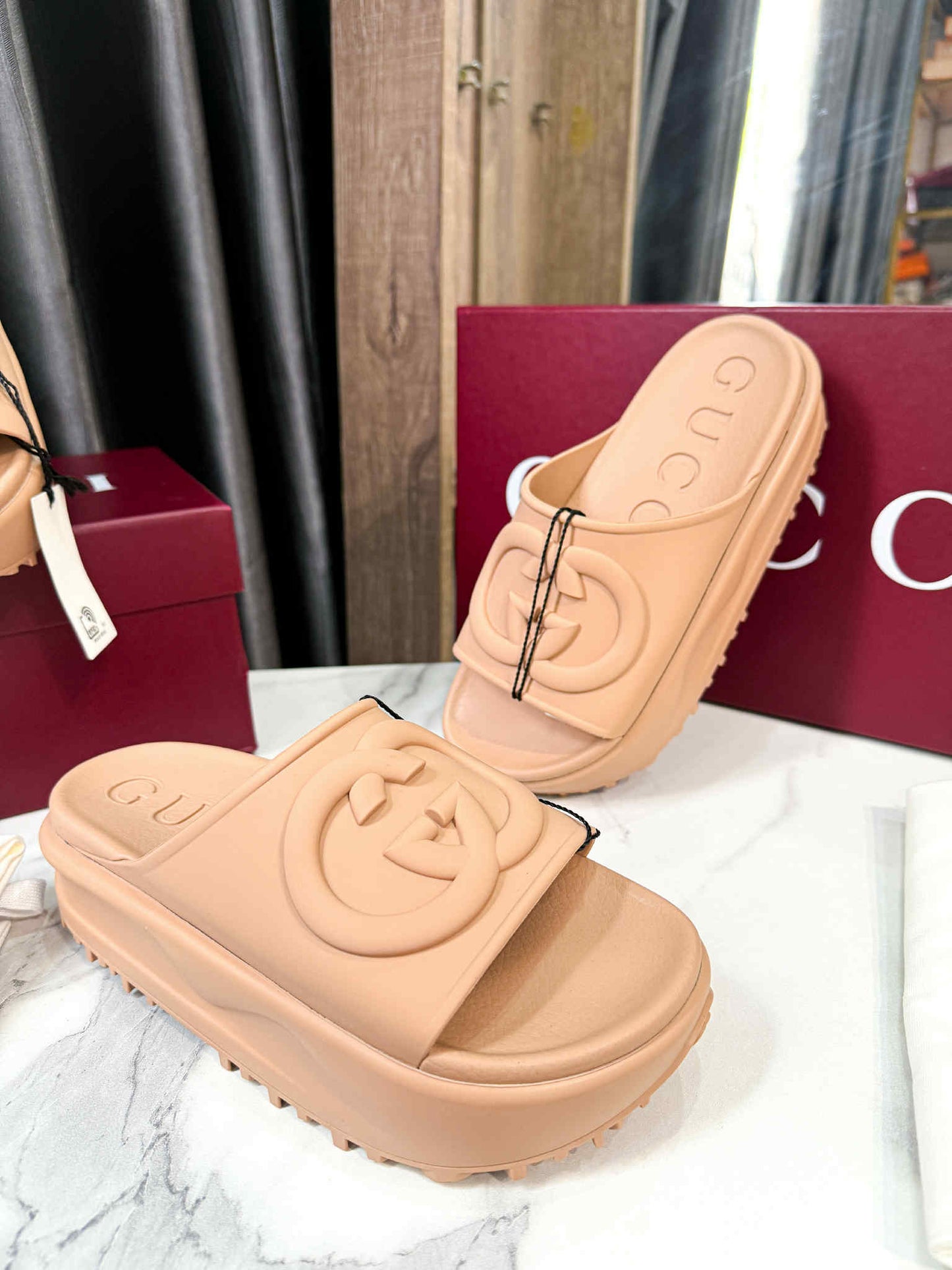 Dép Nhựa Gucci New Size 36