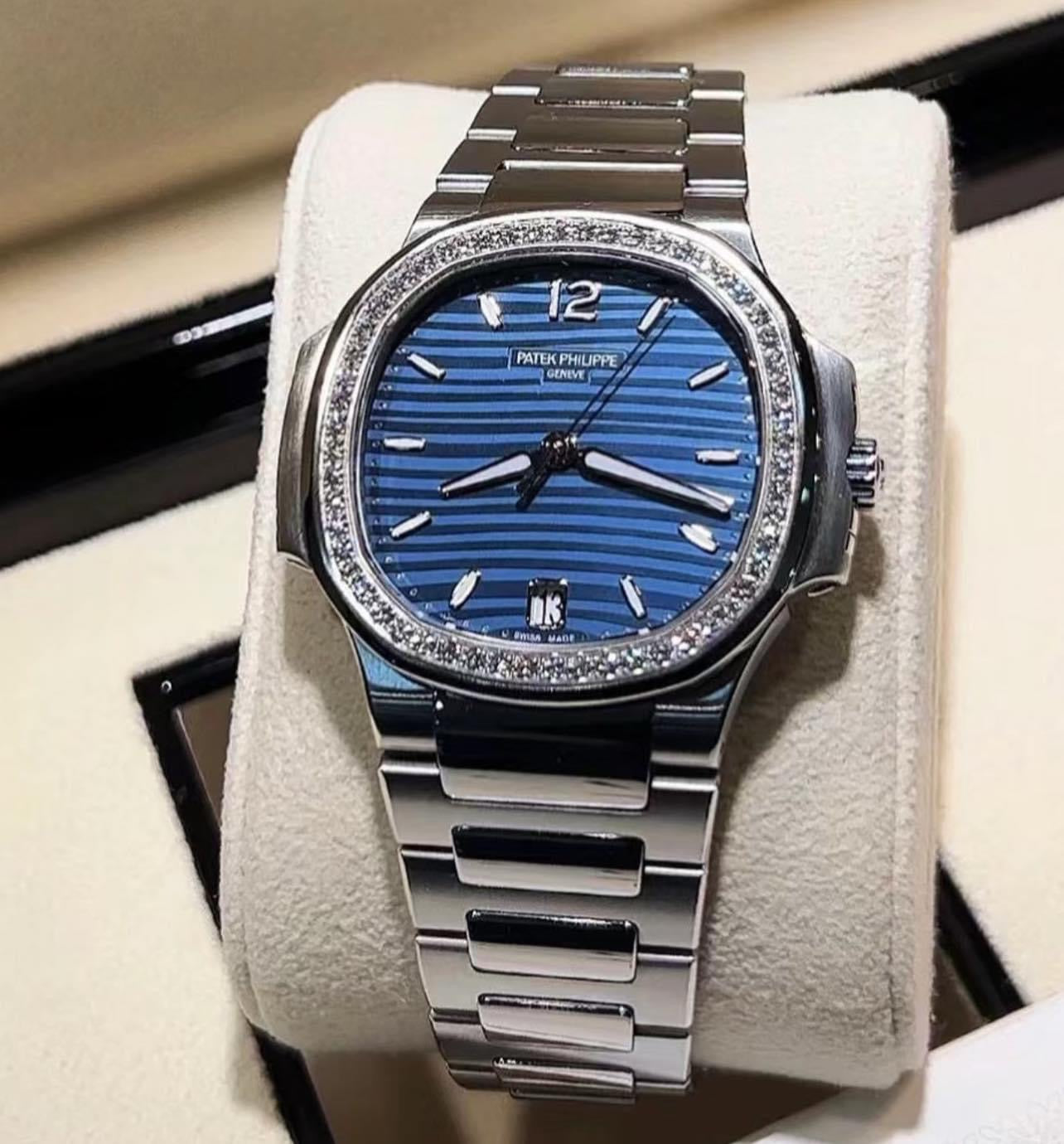 1r 001 Patek 7118r Đồng Hồ Patek Philippe Nautilus 7118/1200A Blue