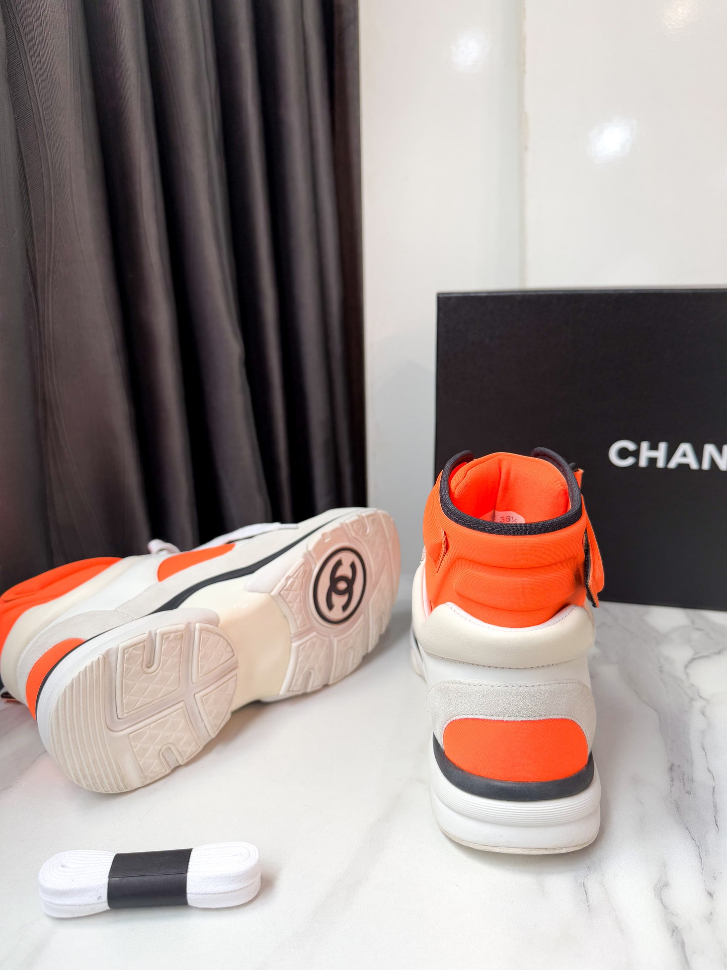 Giày Chanel Phối Cam Size 36.5