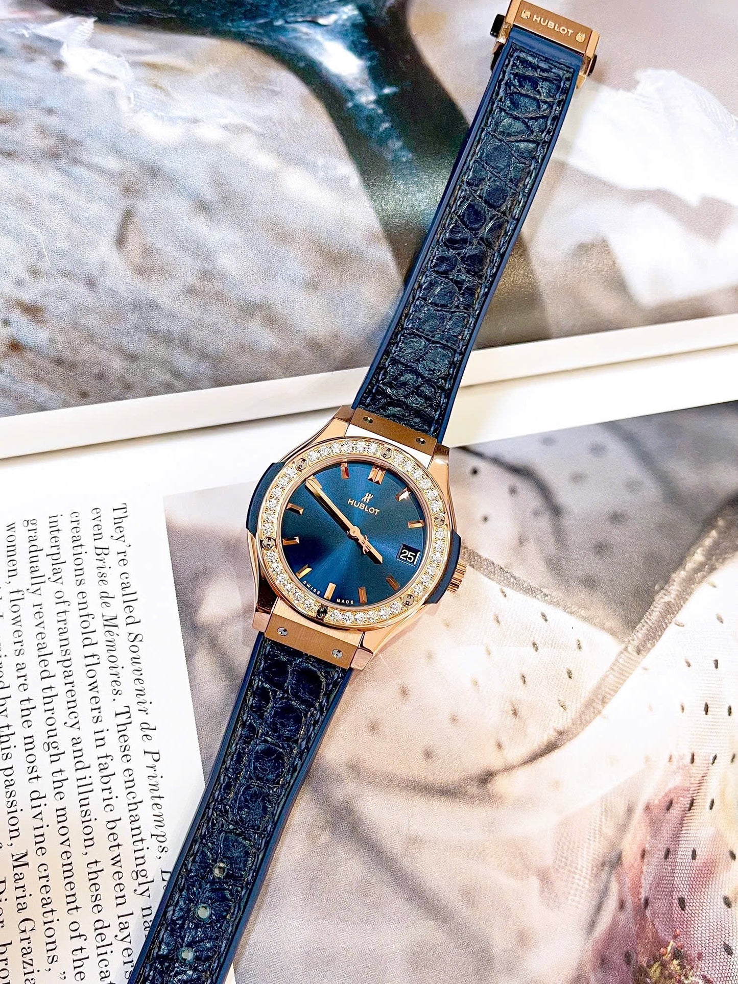 Đồng Hồ Hublot Classic Fusion 33mm King Gold Blue Kim zin