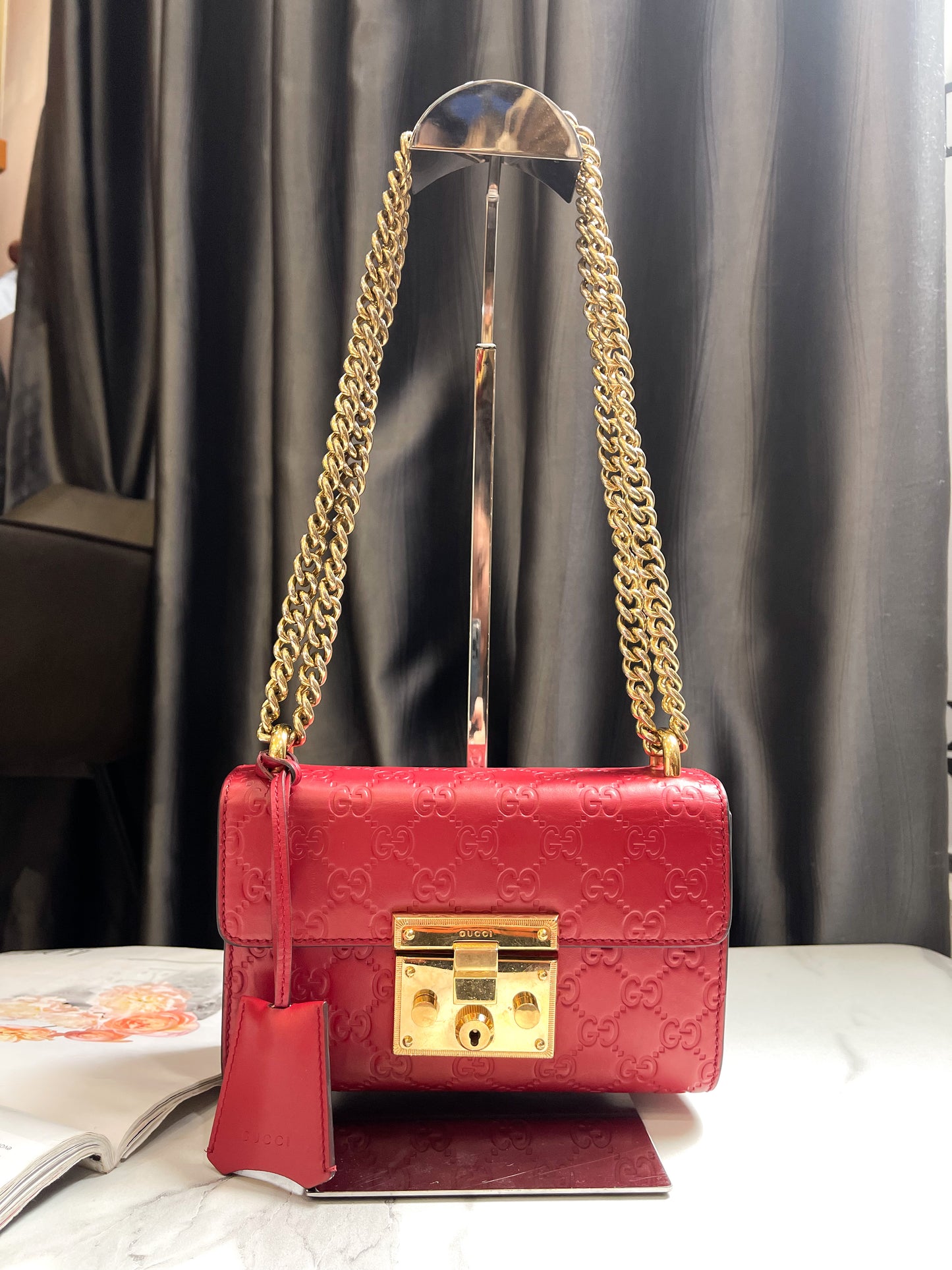 Gucci Padlack Đỏ