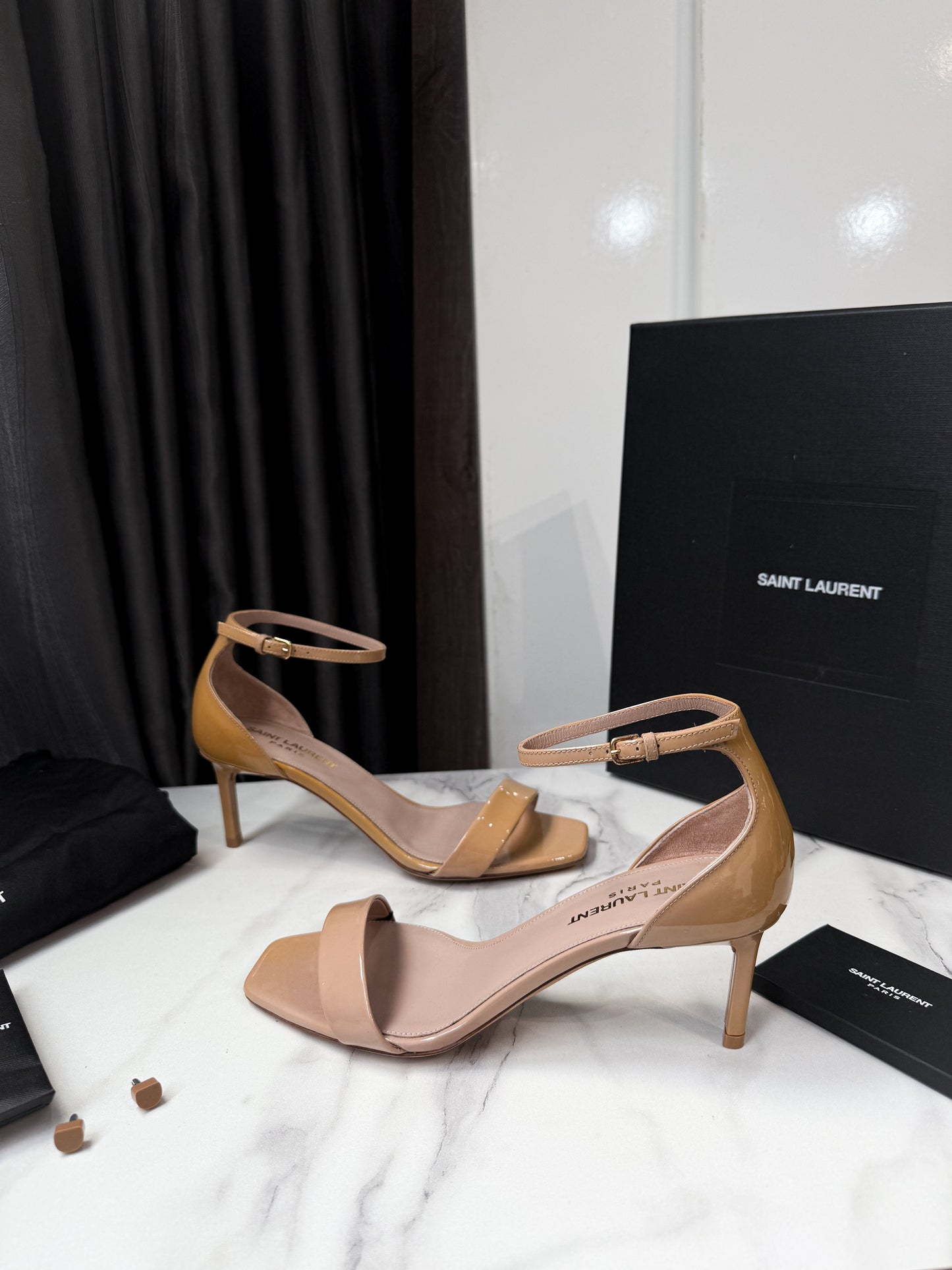 Sandal YSL New Size 36