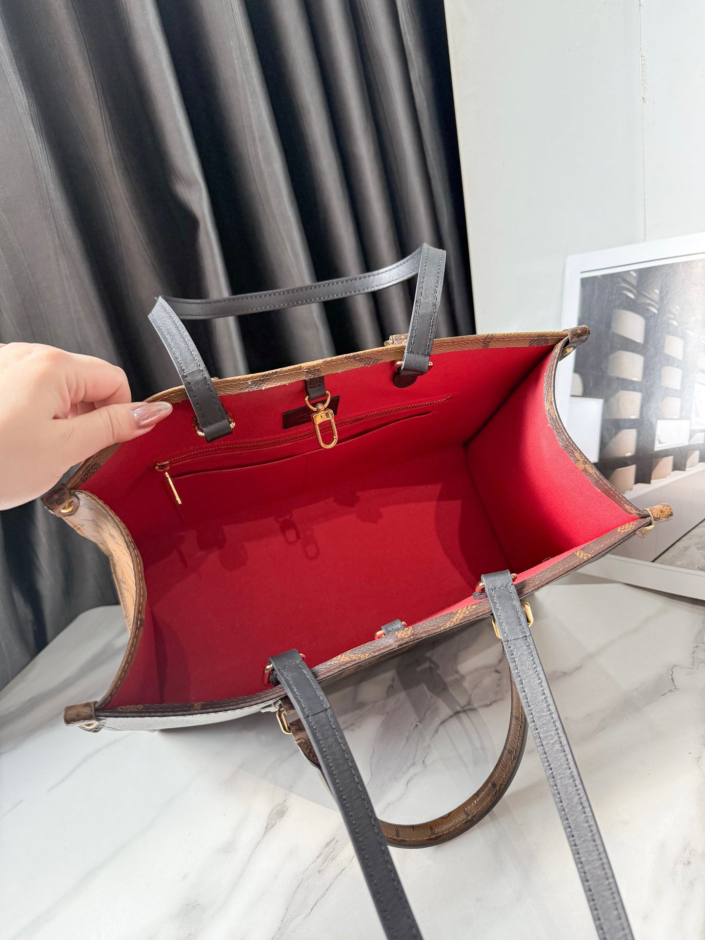 LV On The Go MM