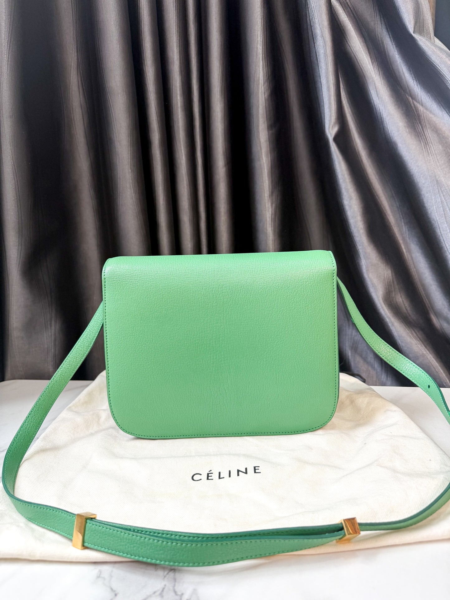 Celine Box Xanh