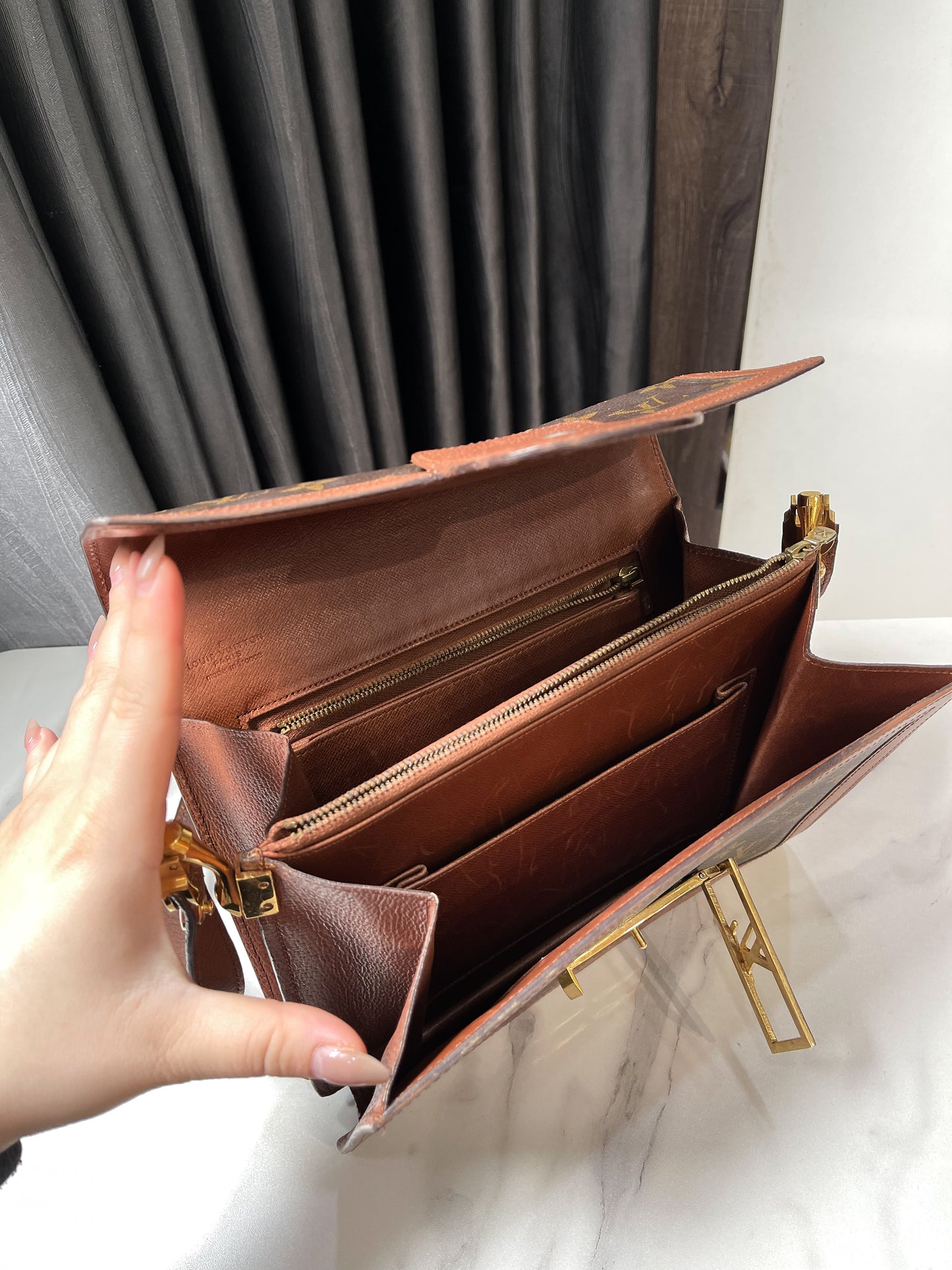 LV Dauphine Vintage