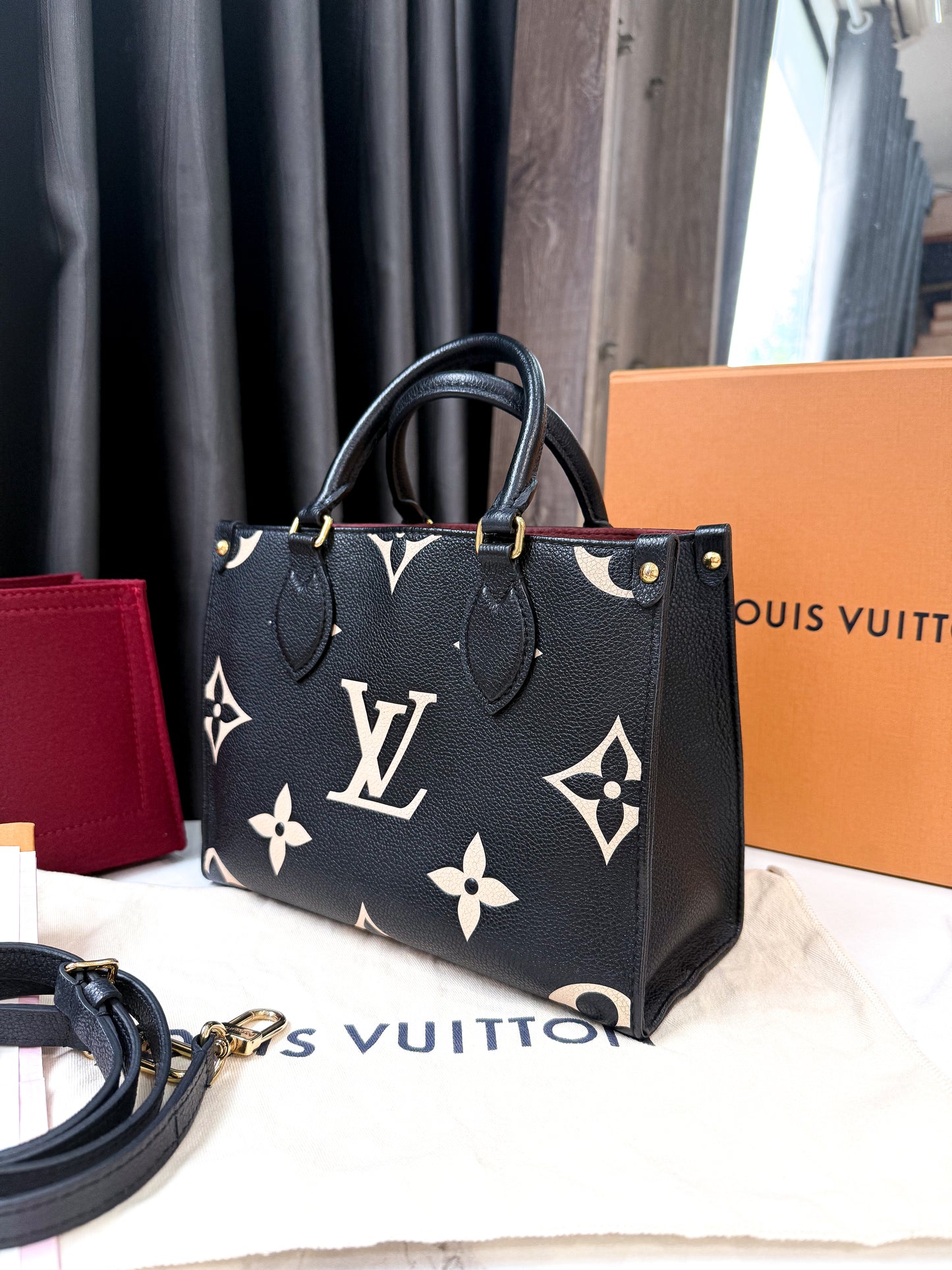 A A LV On The Go Da Bê PM