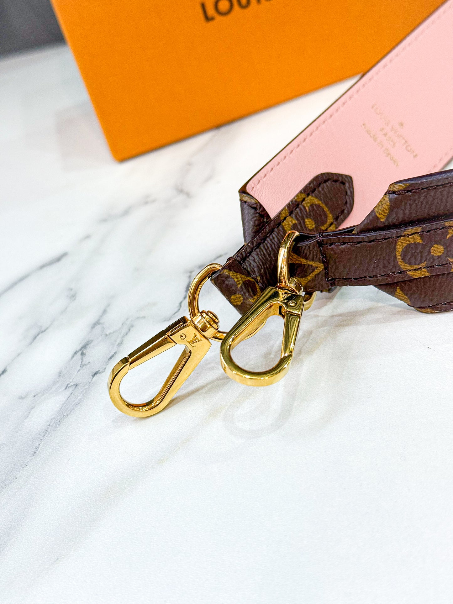 Strap LV Mono Lòng Hồng