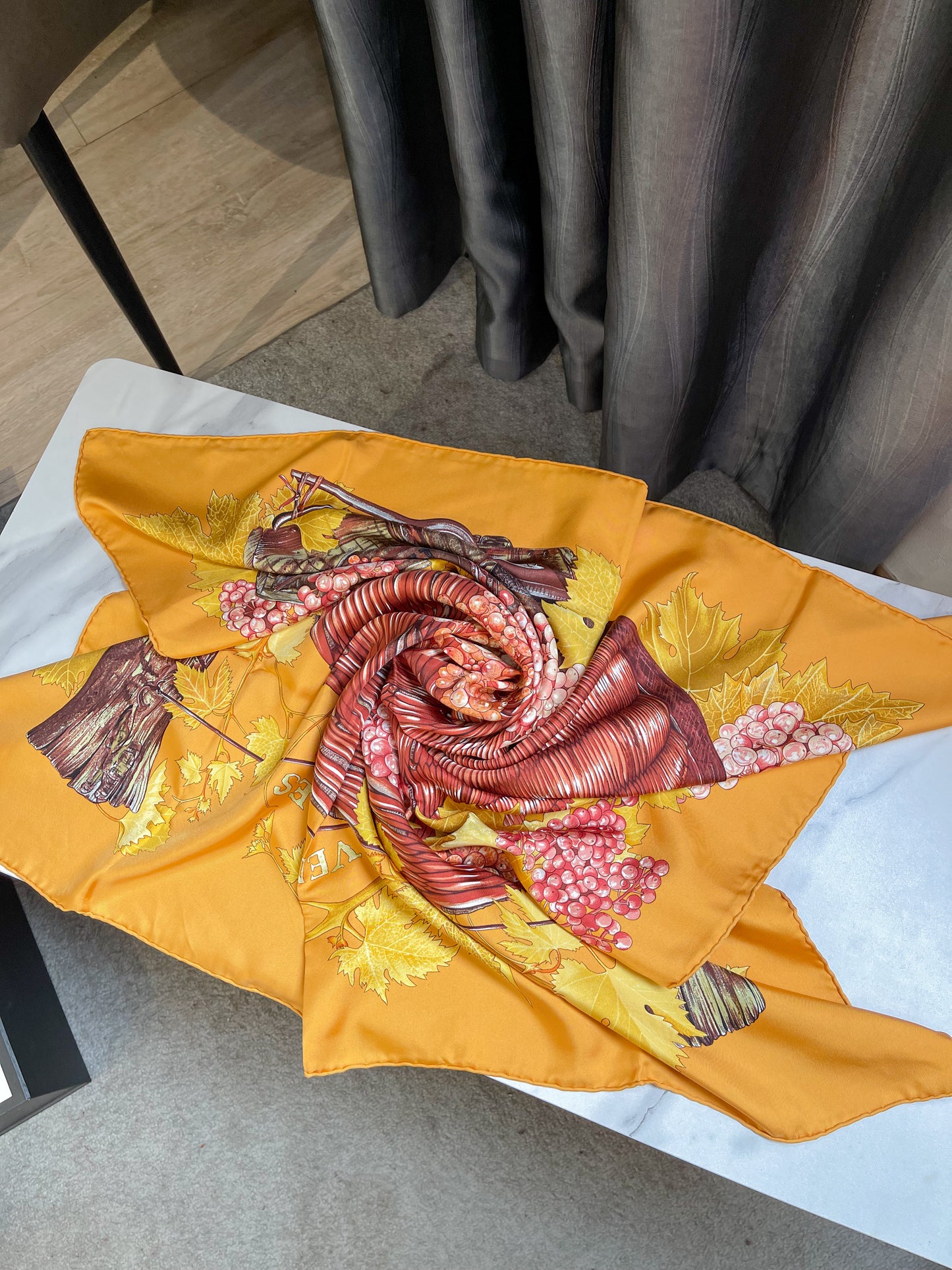 Khăn Lụa Hermes