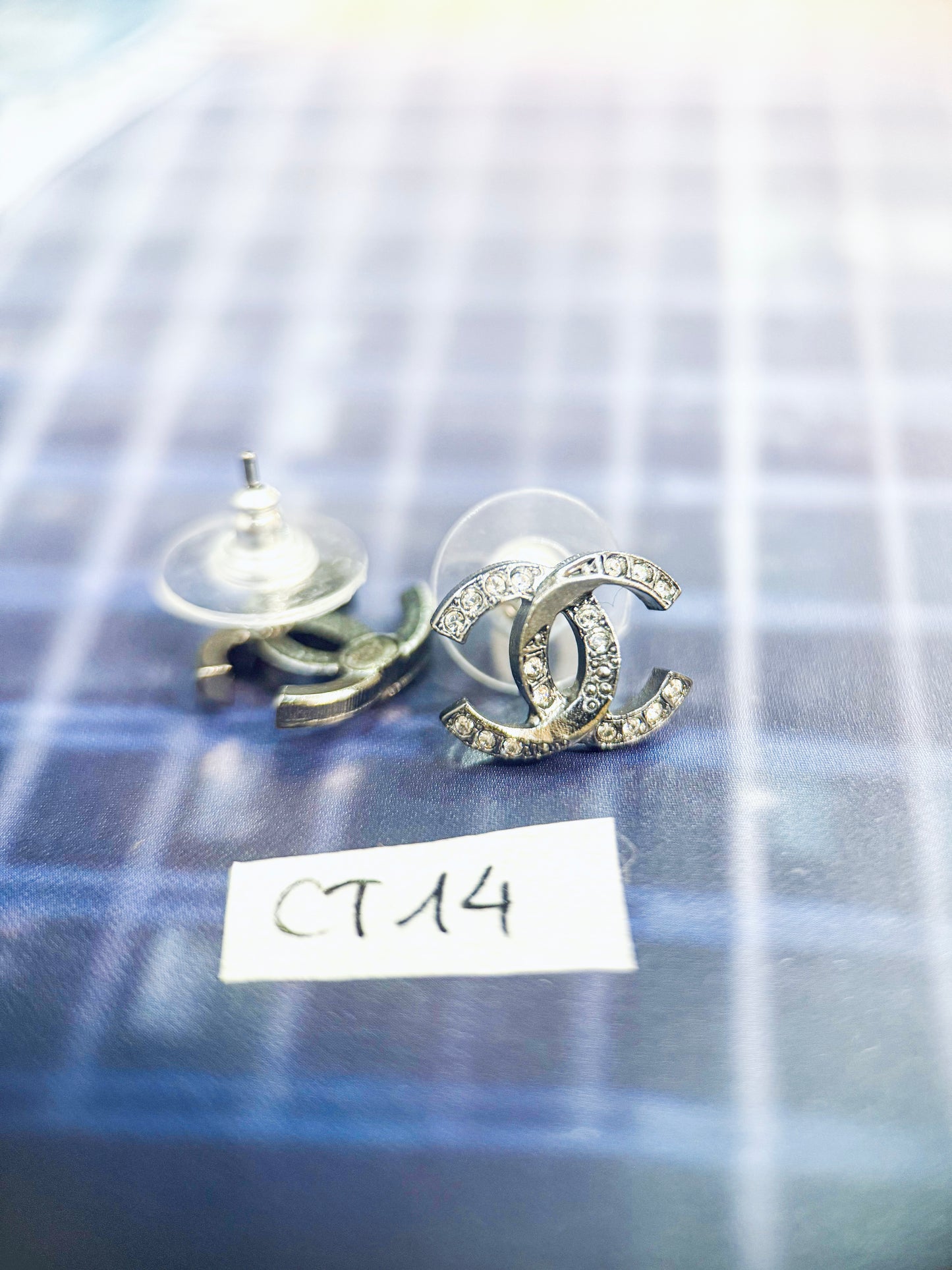 Khuyên Tai Chanel CT14