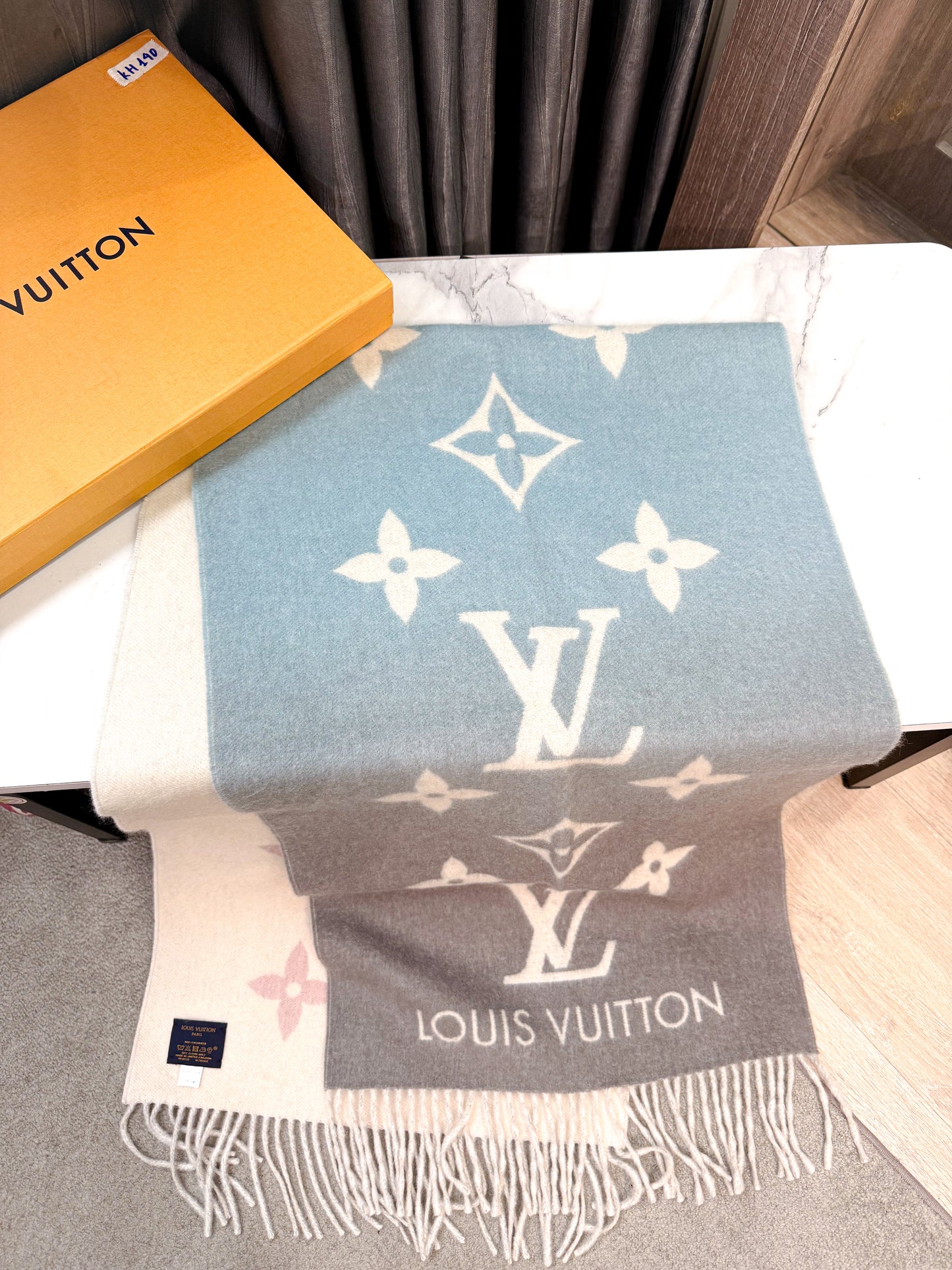 Khăn LV Cashmere Reykjavik KH140
