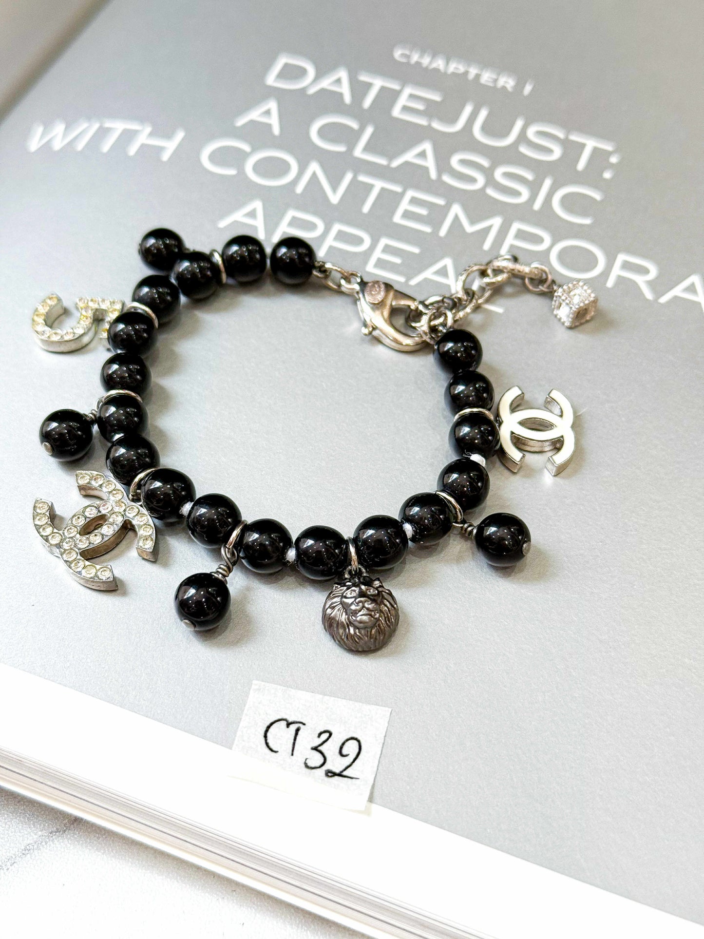Vòng Tay Chanel Used CT32