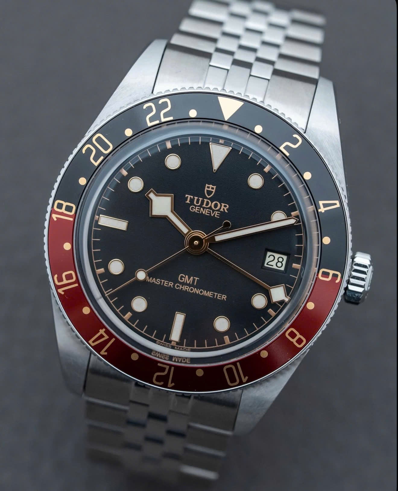 Đồng Hồ Turdo Black Bay 58 GMT Coke