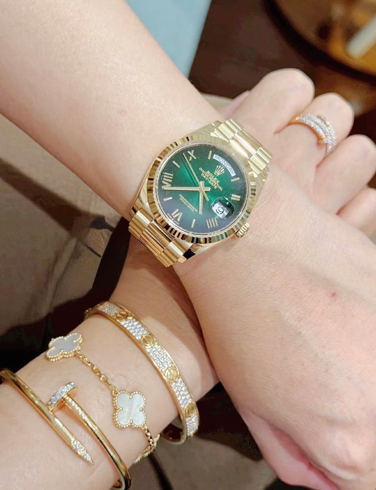 Đồng Hồ Rolex Day-Date 128238 Ombre Green size 36mm