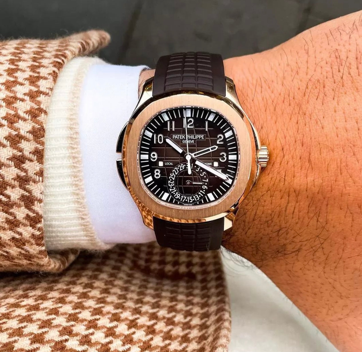 Đồng Hồ Patek Philippe Aquanaut 5164R - Travel Time