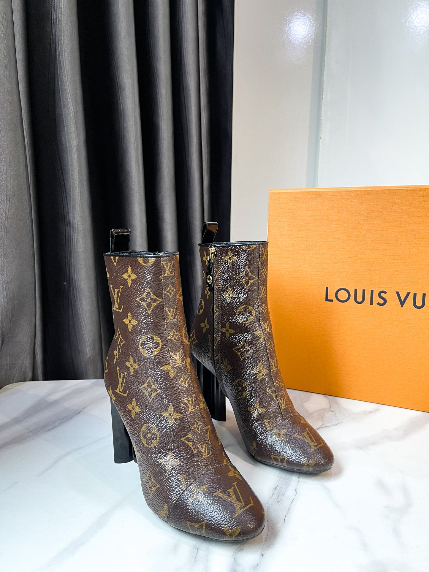 Boot LV Mono Size 35.5