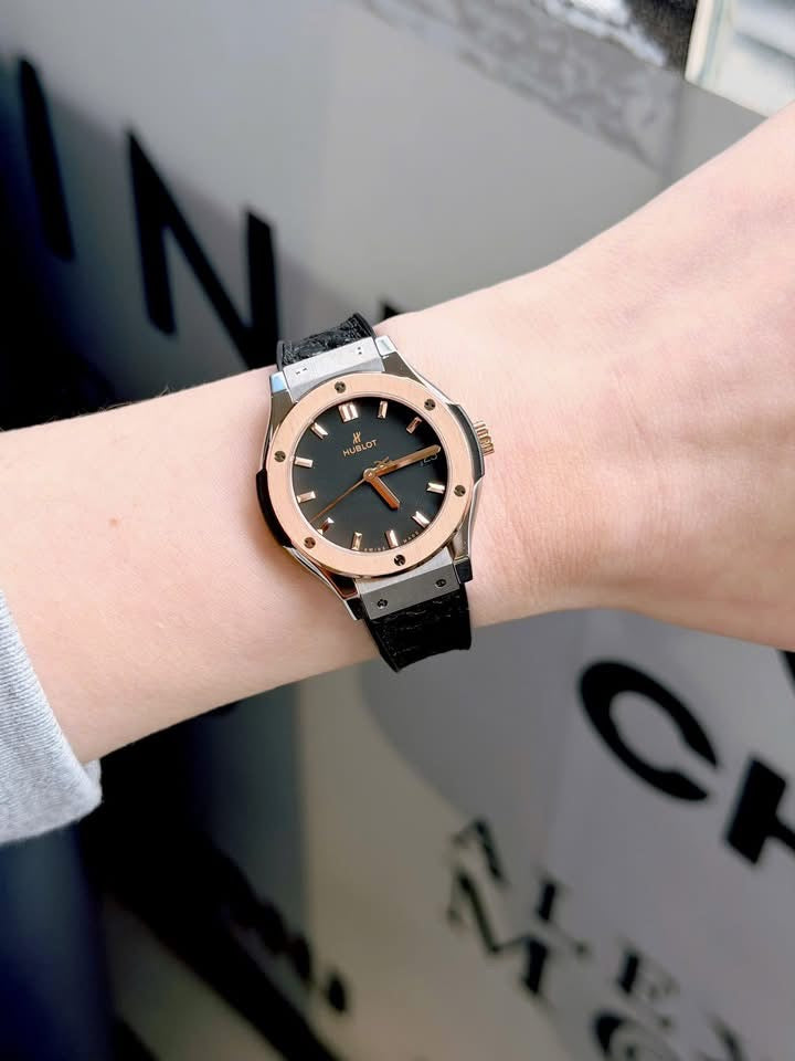 Đồng Hồ Hublot Classic Fusion Titanium King Gold 33mm