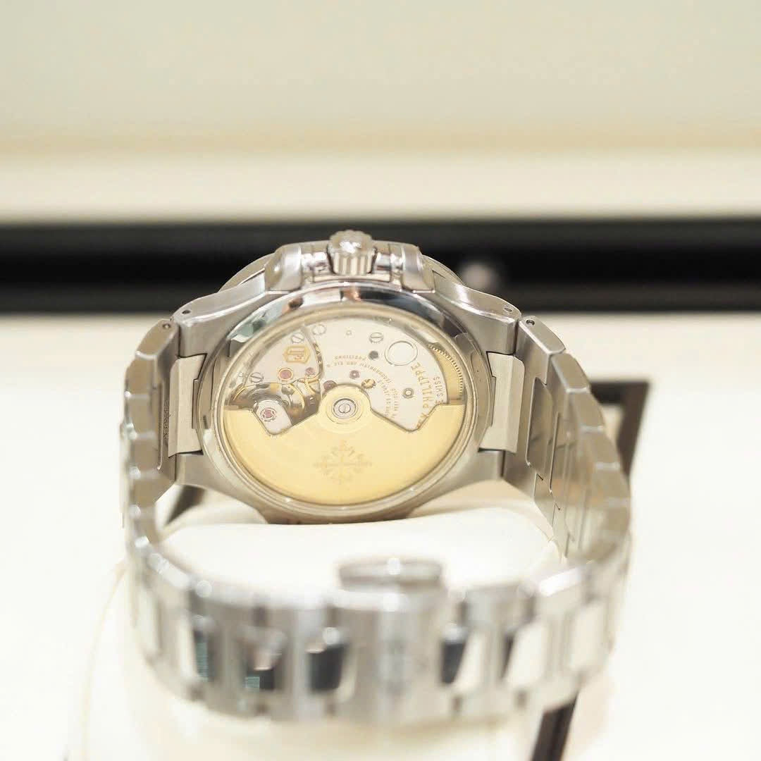 Đồng Hồ Patek Philippe 7018/1A size 33.6mm