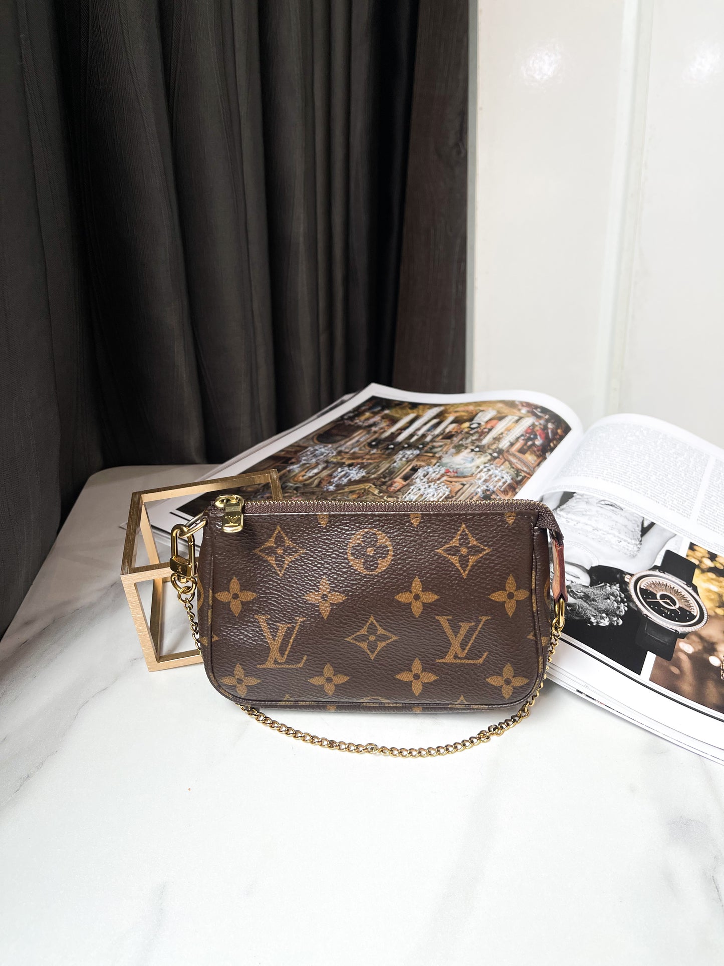 Pochette LV Mini