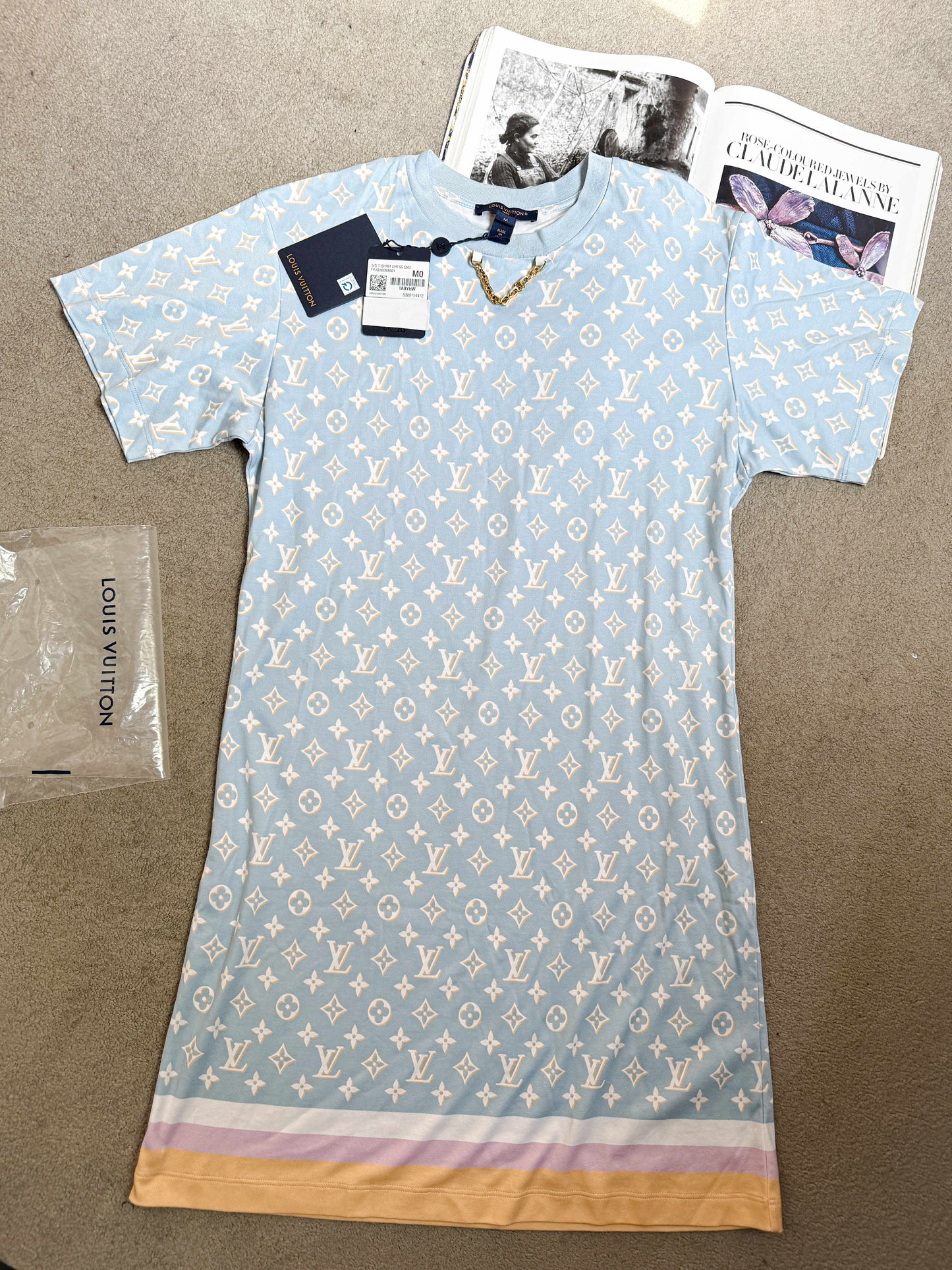 Váy LV New Size M