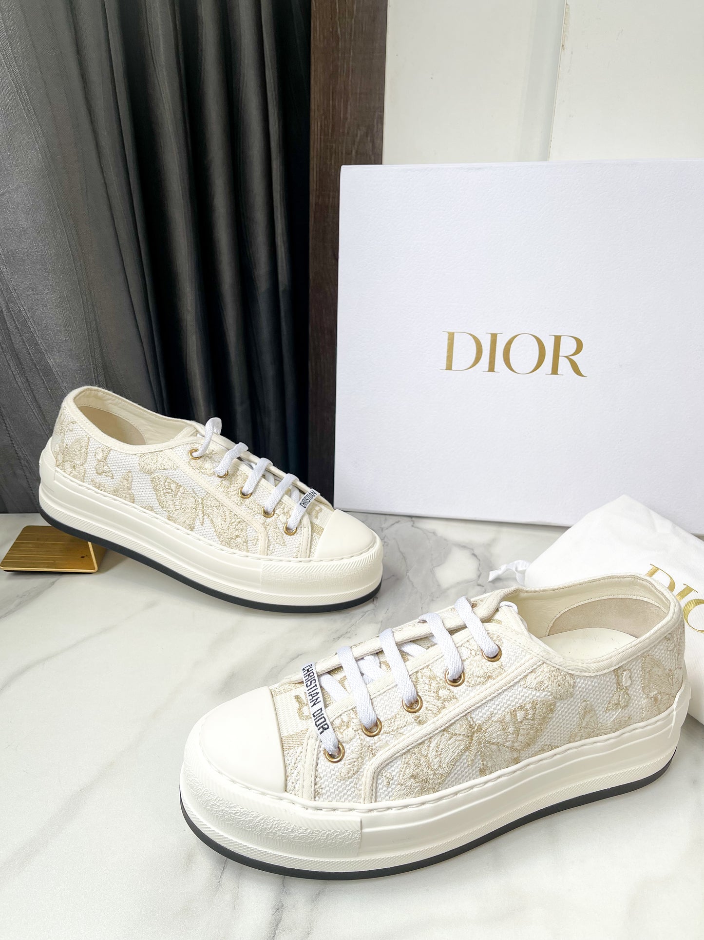 Giày Dior New Size 38