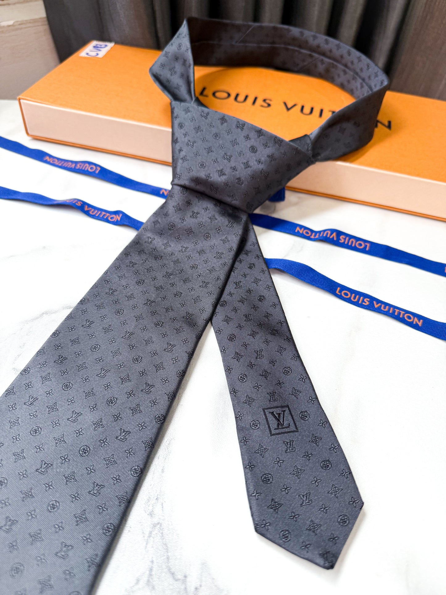 Cà Vạt LV CV83
