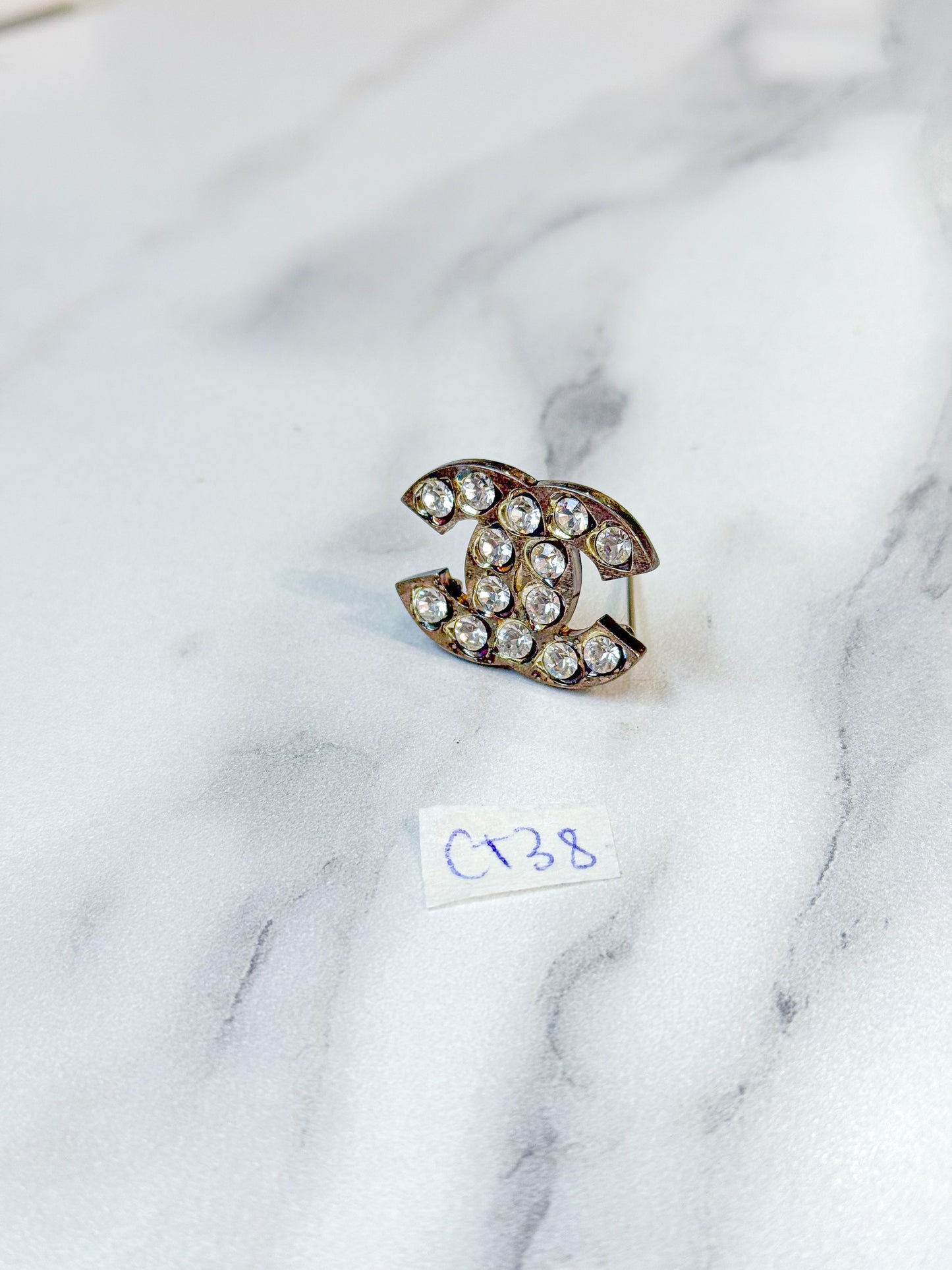 Cài Áo Chanel Used