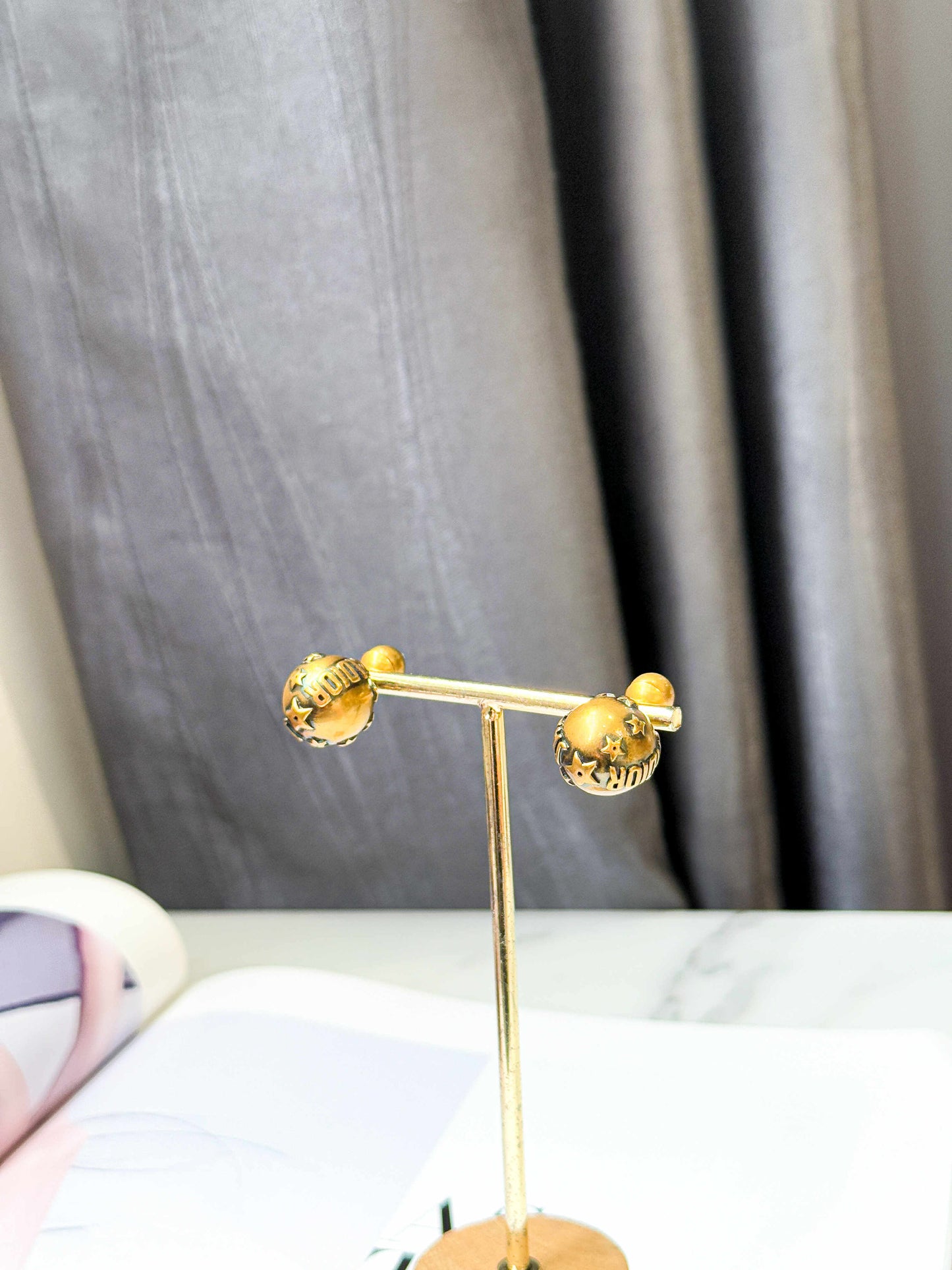 Khuyên Tai Dior Giả Cổ