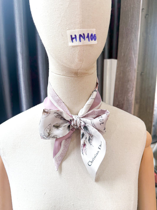 Khăn Twilly Dior New Trưng Bày HN100