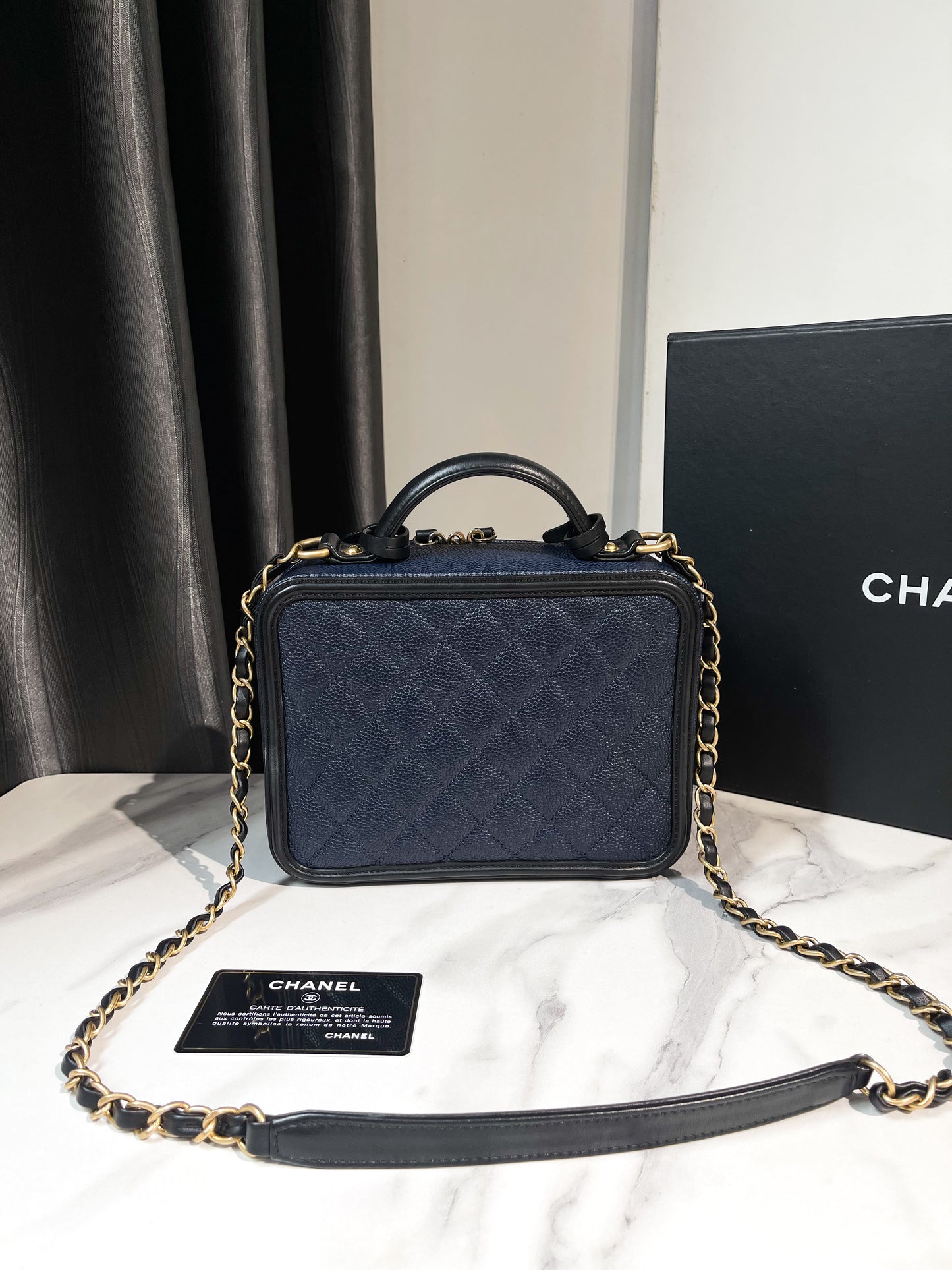 A A Chanel Vanity Xanh