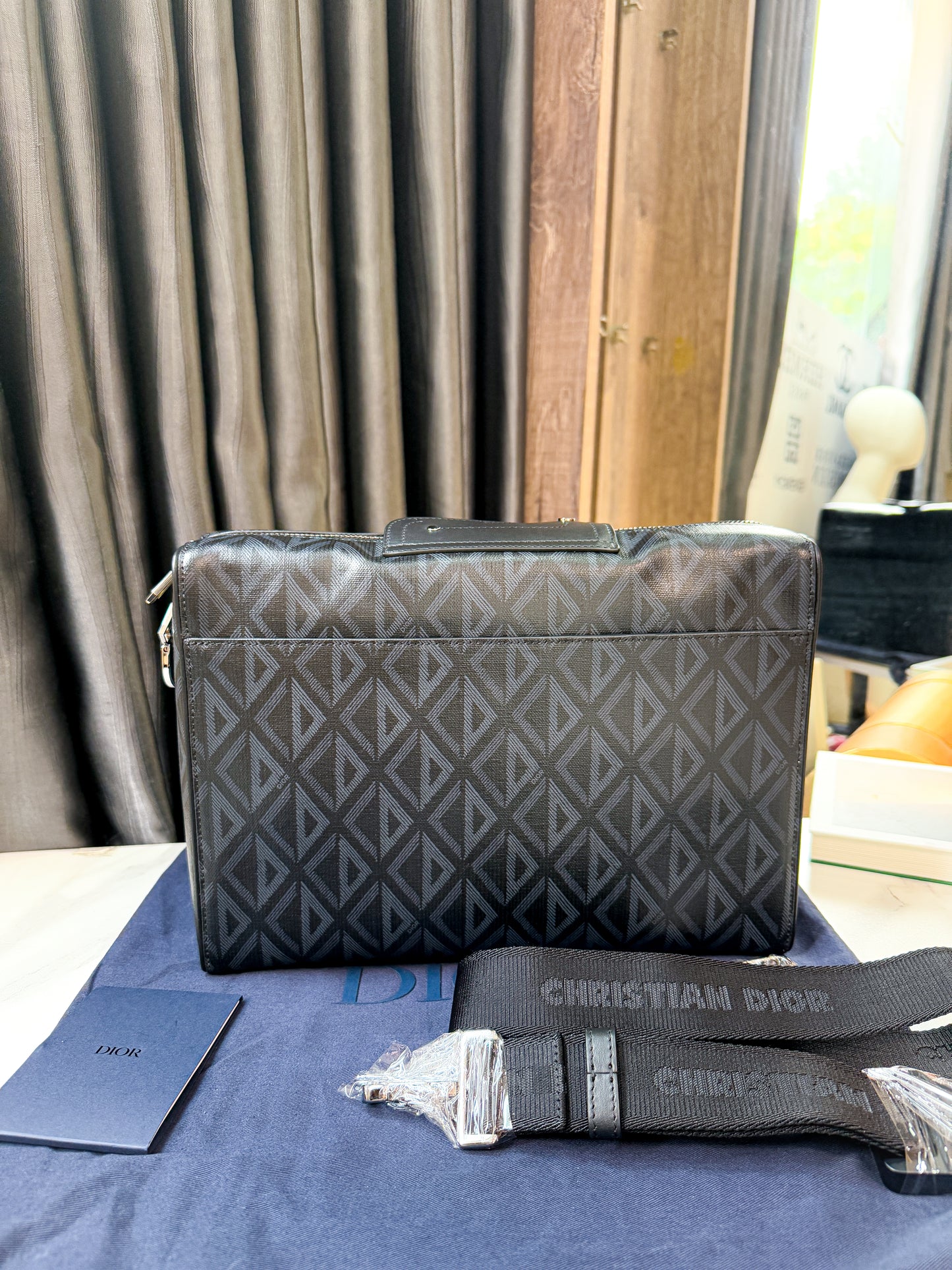 A Túi Chéo Dior Dáng Hộp