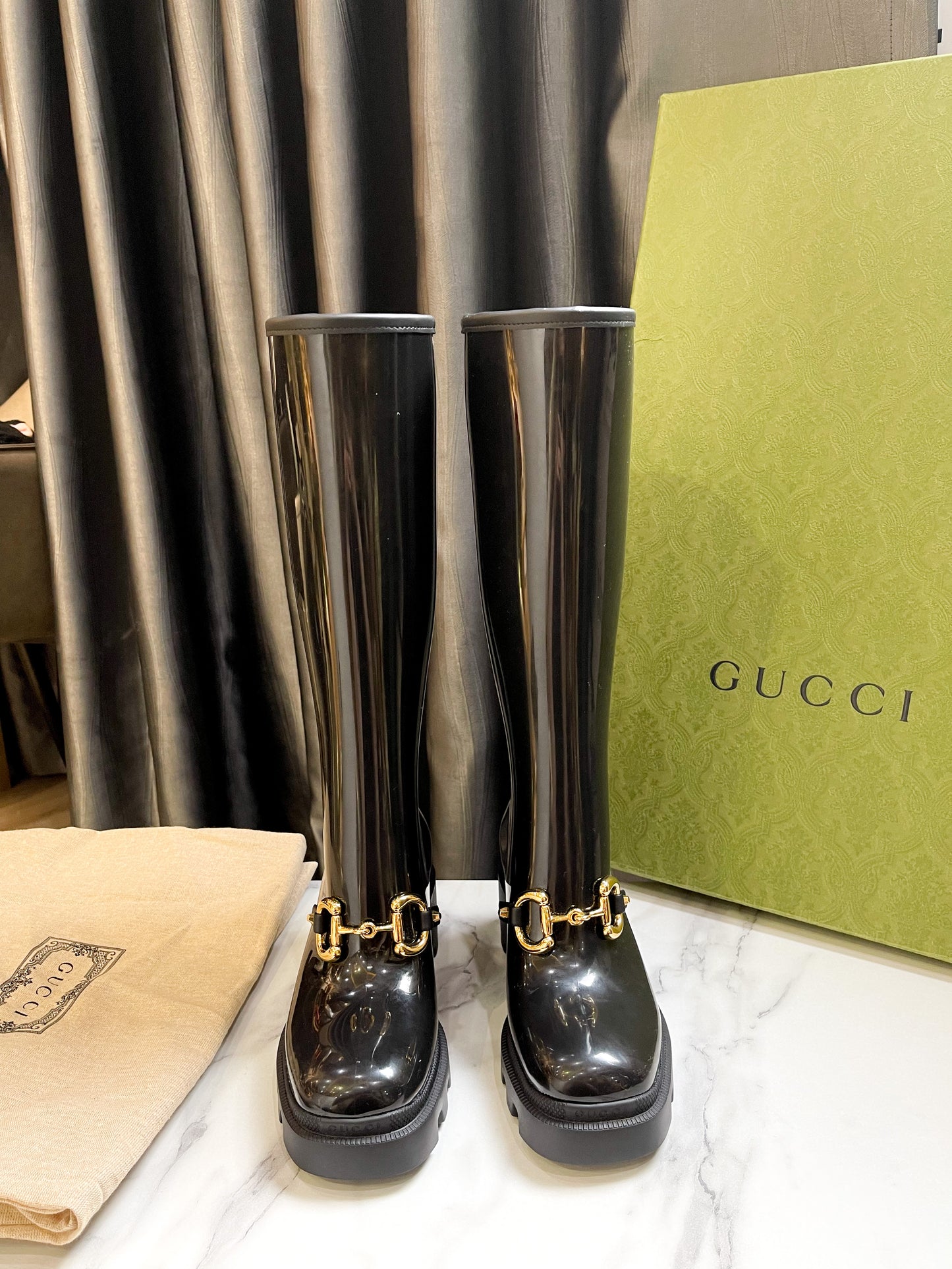 Gucci Boot Nhựa Cao Cổ